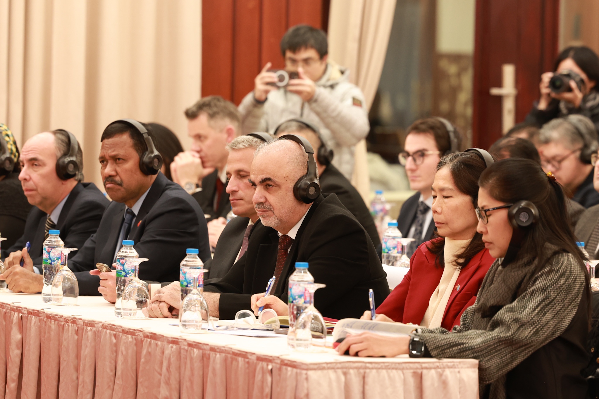 Công tác nhân sự Đại hội XIV là nhiệm vụ đặc biệt, hệ trọng - Ảnh 2.