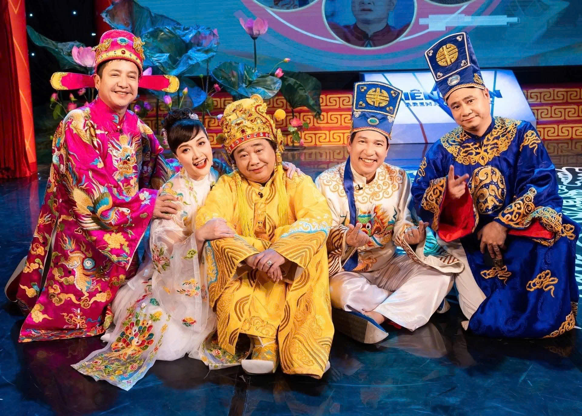 Cuộc sống của 'Ngọc Hoàng' Quốc Khánh ở tuổi 64  - Ảnh 1.