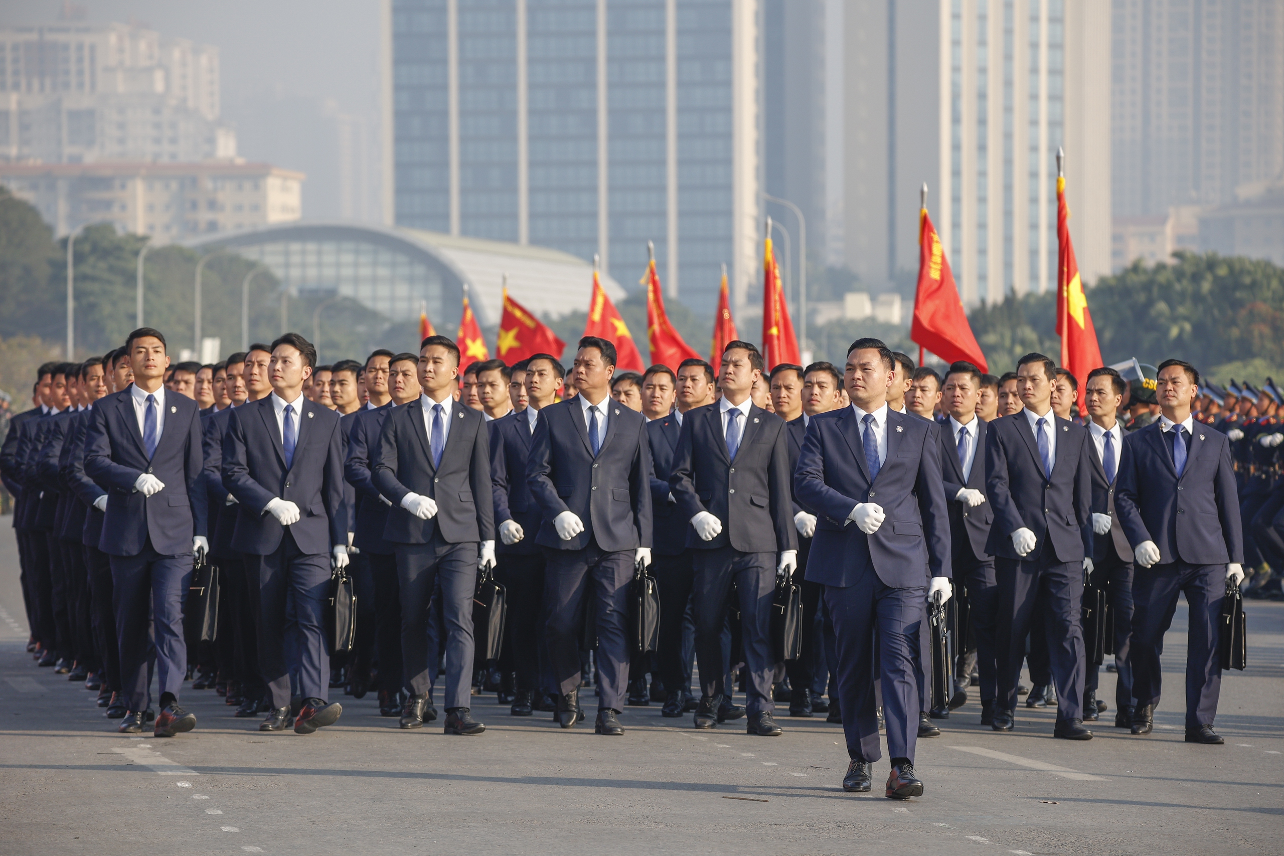 Lực lượng tinh nhuệ và khí tài hiện đại bảo vệ đại hội đảng lần thứ XIV - Ảnh 14. Lực lượng tinh nhuệ và khí tài hiện đại bảo vệ đại hội đảng lần thứ XIV - Ảnh 14.