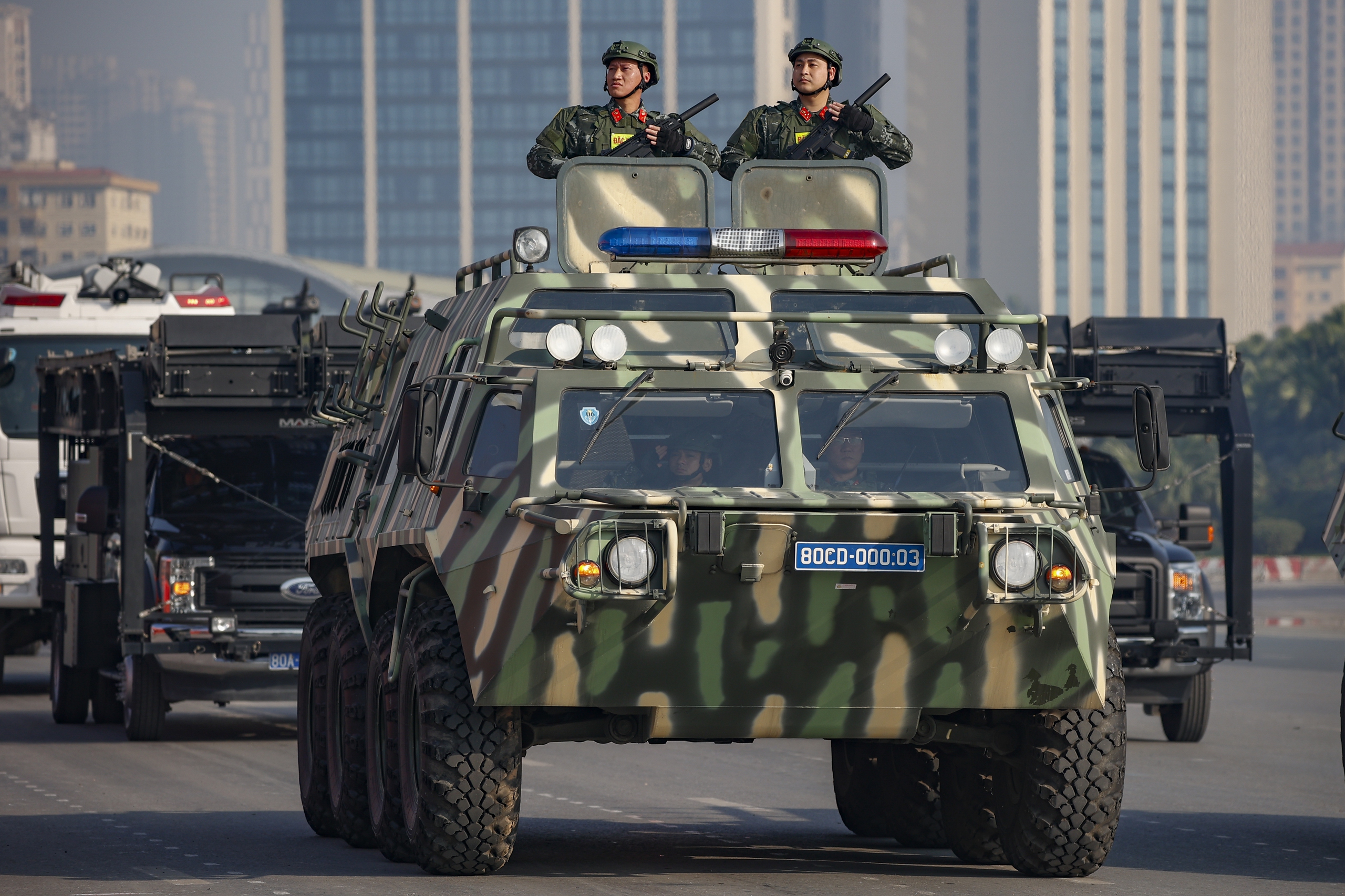 Lực lượng tinh nhuệ và khí tài hiện đại bảo vệ đại hội đảng lần thứ XIV - Ảnh 7. Lực lượng tinh nhuệ và khí tài hiện đại bảo vệ đại hội đảng lần thứ XIV - Ảnh 7.