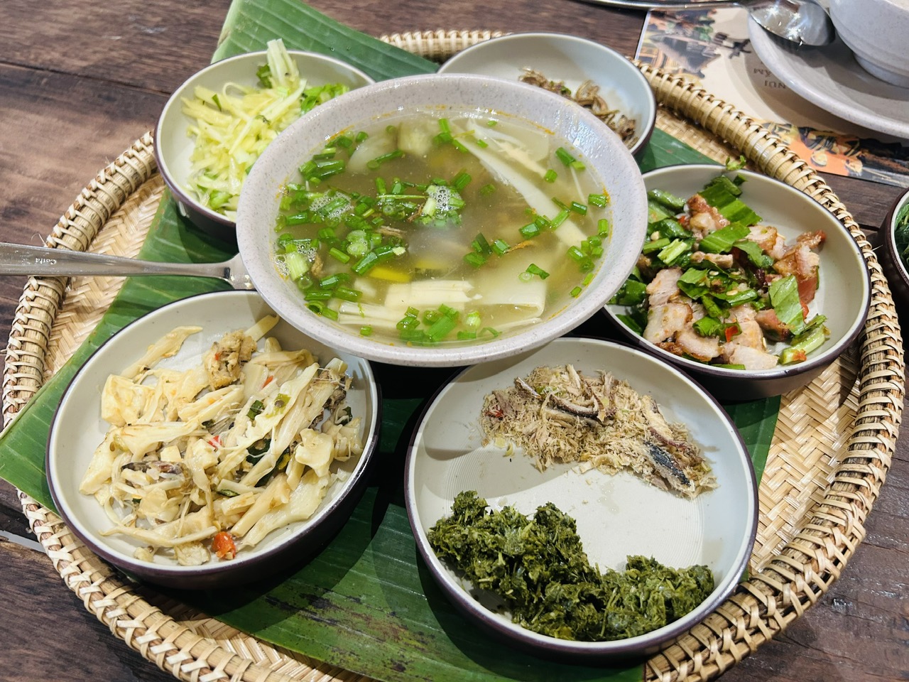 Bữa Ăn Nên Kéo Dài Trong Bao Lâu, Vì Sao Nên Ăn Chậm Nhai Kỹ  - Ảnh 1.