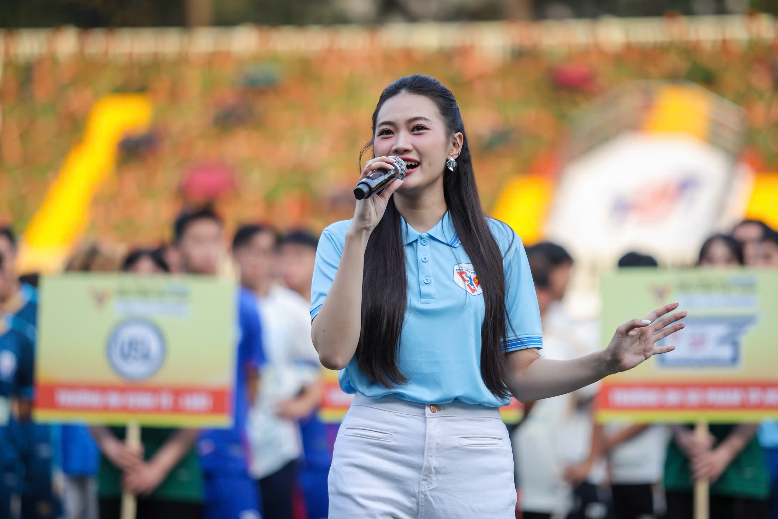 Những h&igrave;nh ảnh đẹp, tr&agrave;n đầy năng lượng tại ng&agrave;y khai mạc TNSV THACO cup 2026 - Ảnh 13.