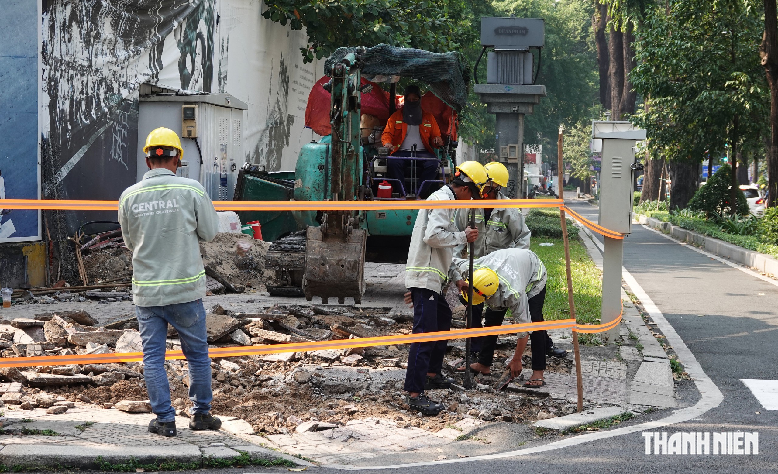 Vì sao cần chiến lược khi tận dụng 'đất vàng' bỏ trống ở TP.HCM? - Ảnh 2. Vì sao cần chiến lược khi tận dụng 'đất vàng' bỏ trống ở TP.HCM? - Ảnh 2.