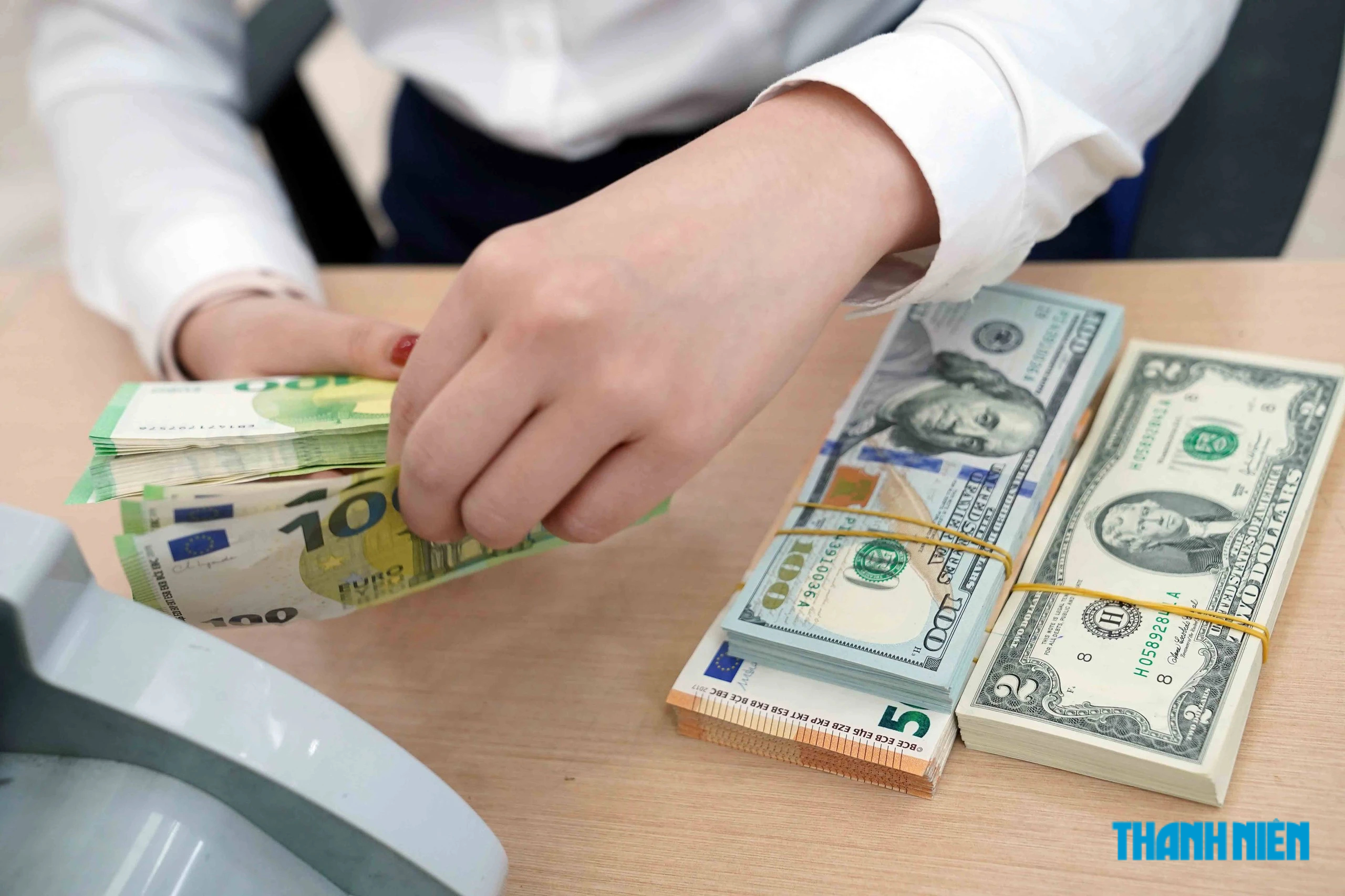 Giá USD hôm nay 1.10.2026: Đô la trong ngân hàng giảm- Ảnh 1.