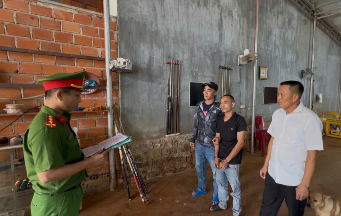 Bắt nhóm 'đạo chích' trộm cắp hơn 7,5 tỉ đồng tại các ngôi chùa - Ảnh 5.