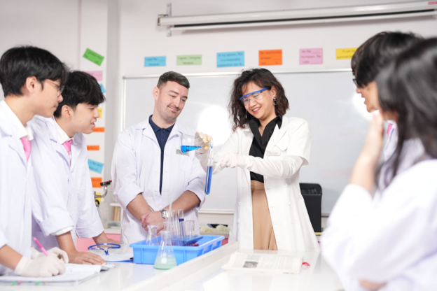 Ngày hội Trải nghiệm tại TH School: Cùng con chinh phục học bổng lên tới 70% - Ảnh 1.