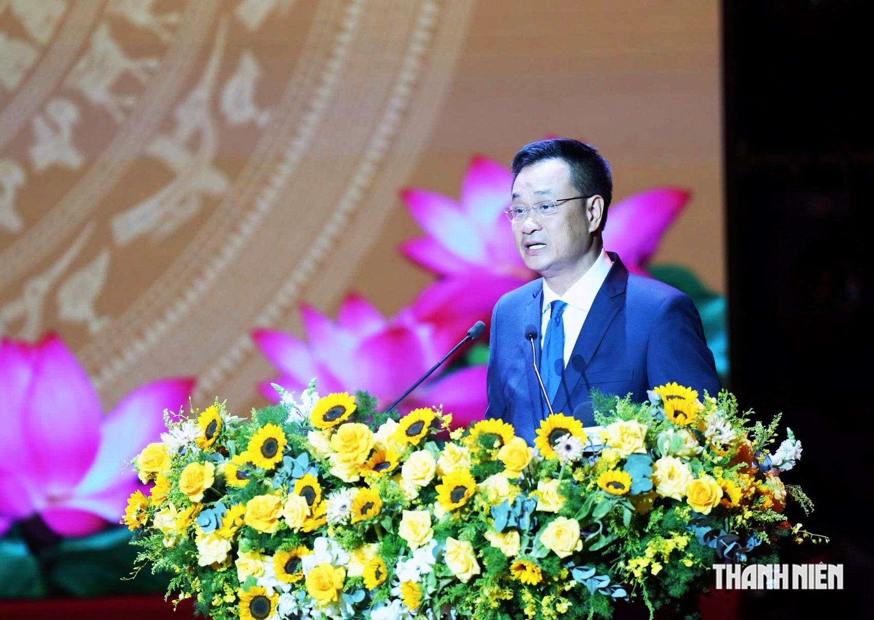 Chủ tịch Quốc hội: 'Chúng ta cần những phẩm chất mà cụ Huỳnh Thúc Kháng đã nêu gương'- Ảnh 3.