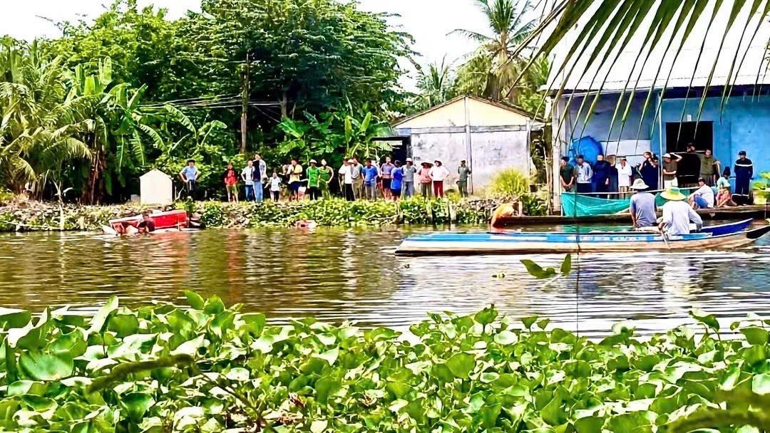 Dừng giải đua vỏ lãi ở Cần Thơ khi xảy ra tai nạn nghiêm trọng - Ảnh 1.