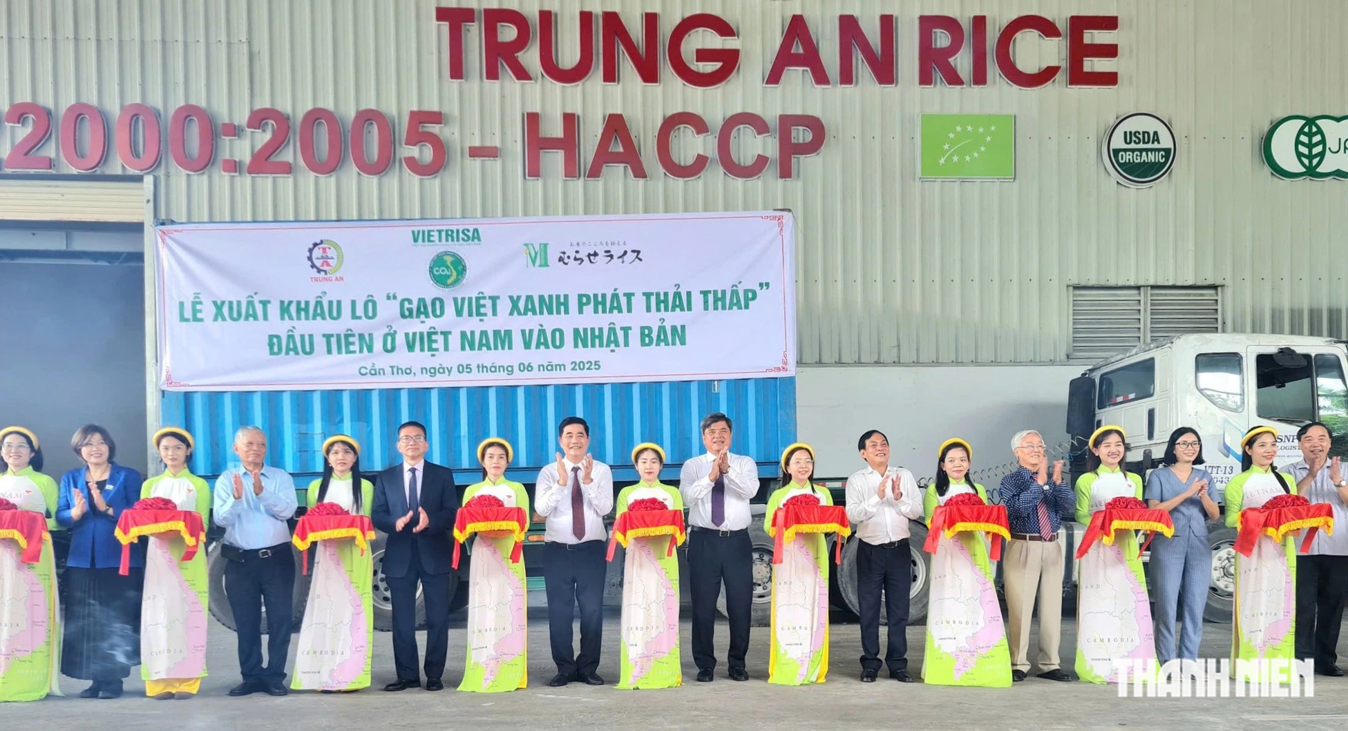 Rộn ràng trên 'đường đua xanh' - Ảnh 2.