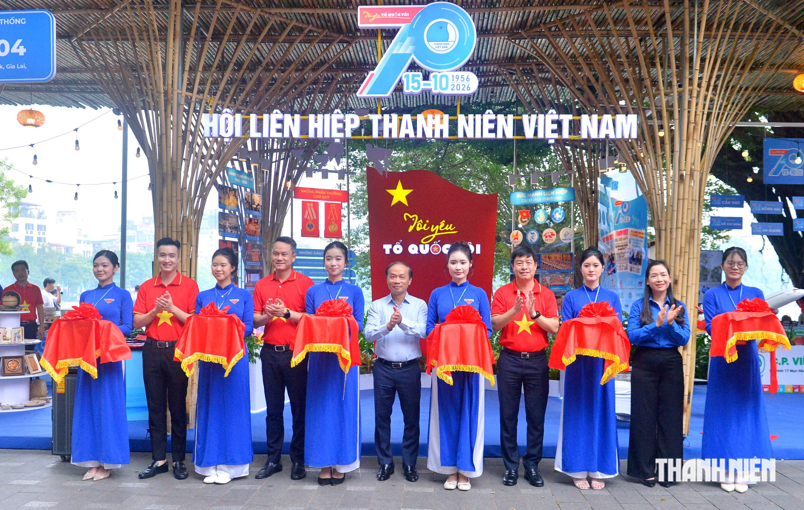 Khai mạc triển lãm '70 năm dấu ấn - tiếp nối khát vọng' - Ảnh 2.