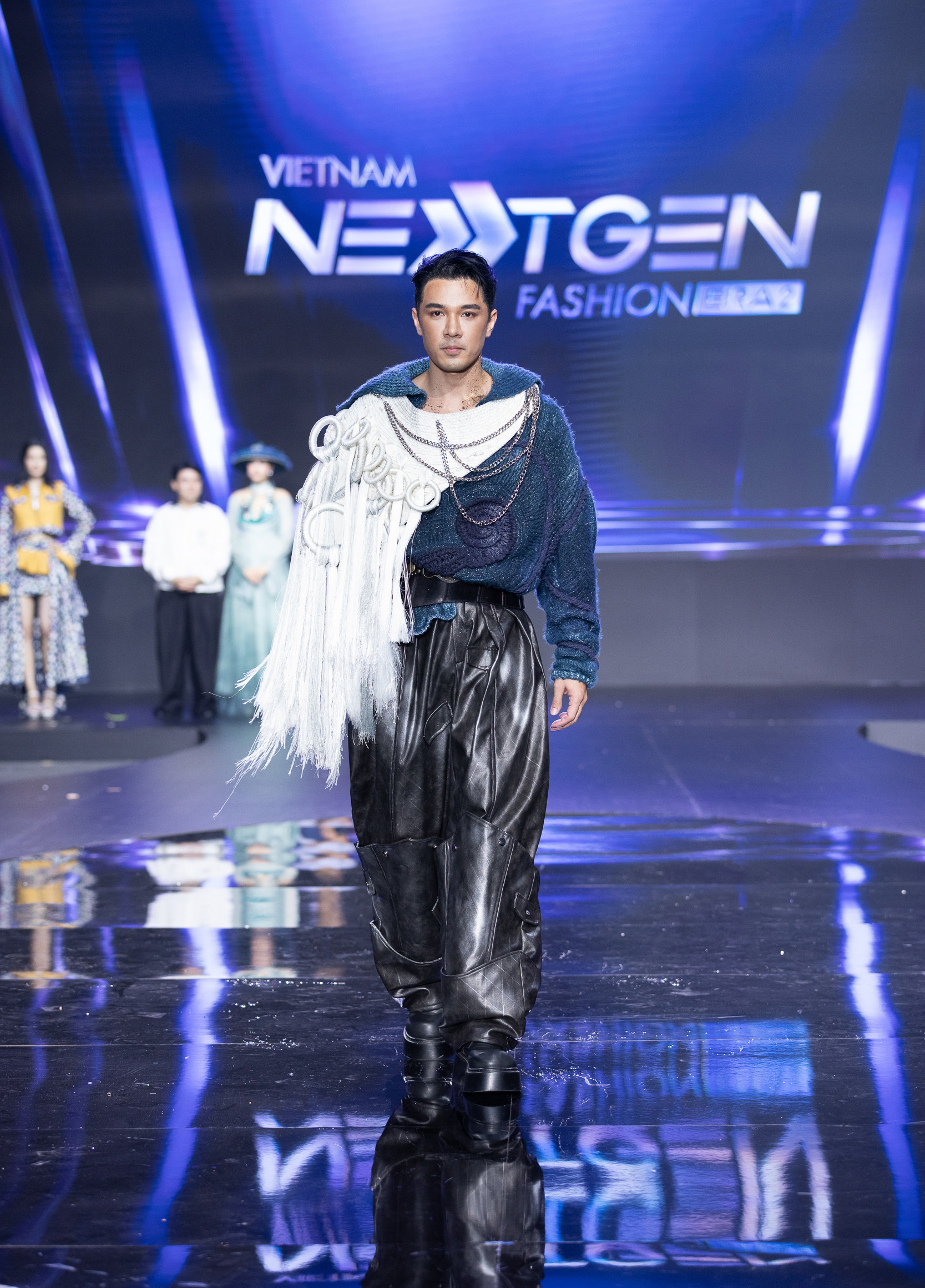 Lan Khuê, Quỳnh Anh đọ nhan sắc với dàn hậu quốc tế tại Vietnam NextGen Fashion- Ảnh 9.
