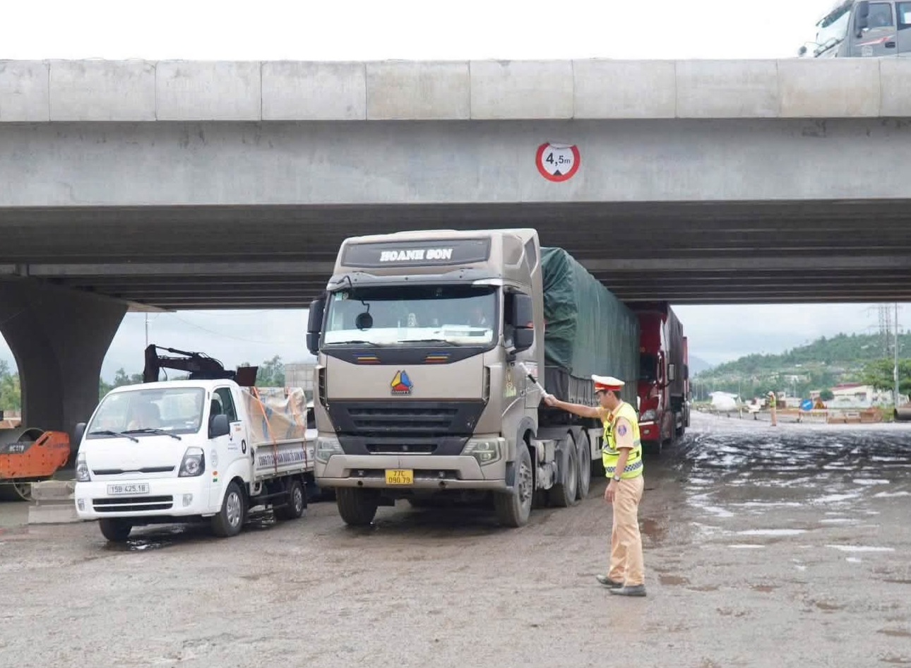 T&agrave;i xế lưu &yacute; g&igrave; khi qua n&uacute;t giao cao tốc Đ&agrave; Nẵng - Quảng Ng&atilde;i v&agrave; quốc lộ 14B?- Ảnh 9.
