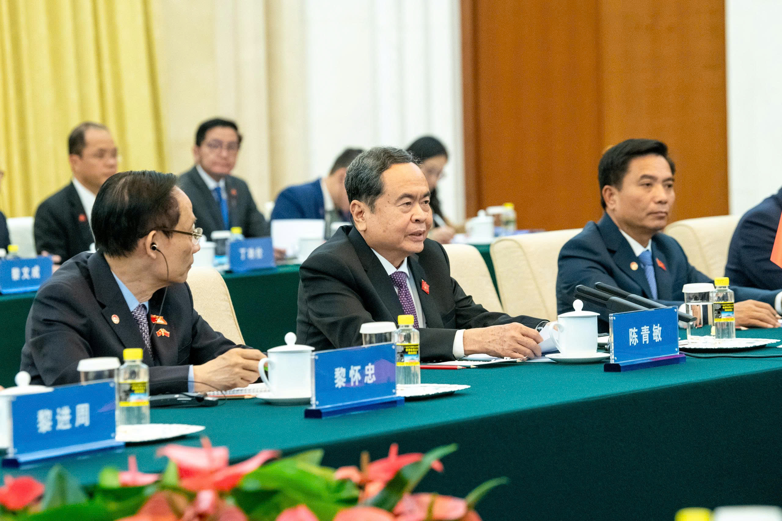 Chủ tịch Quốc hội hội kiến Chủ tịch Chính hiệp toàn quốc Trung Quốc Vương Hộ Ninh- Ảnh 2.