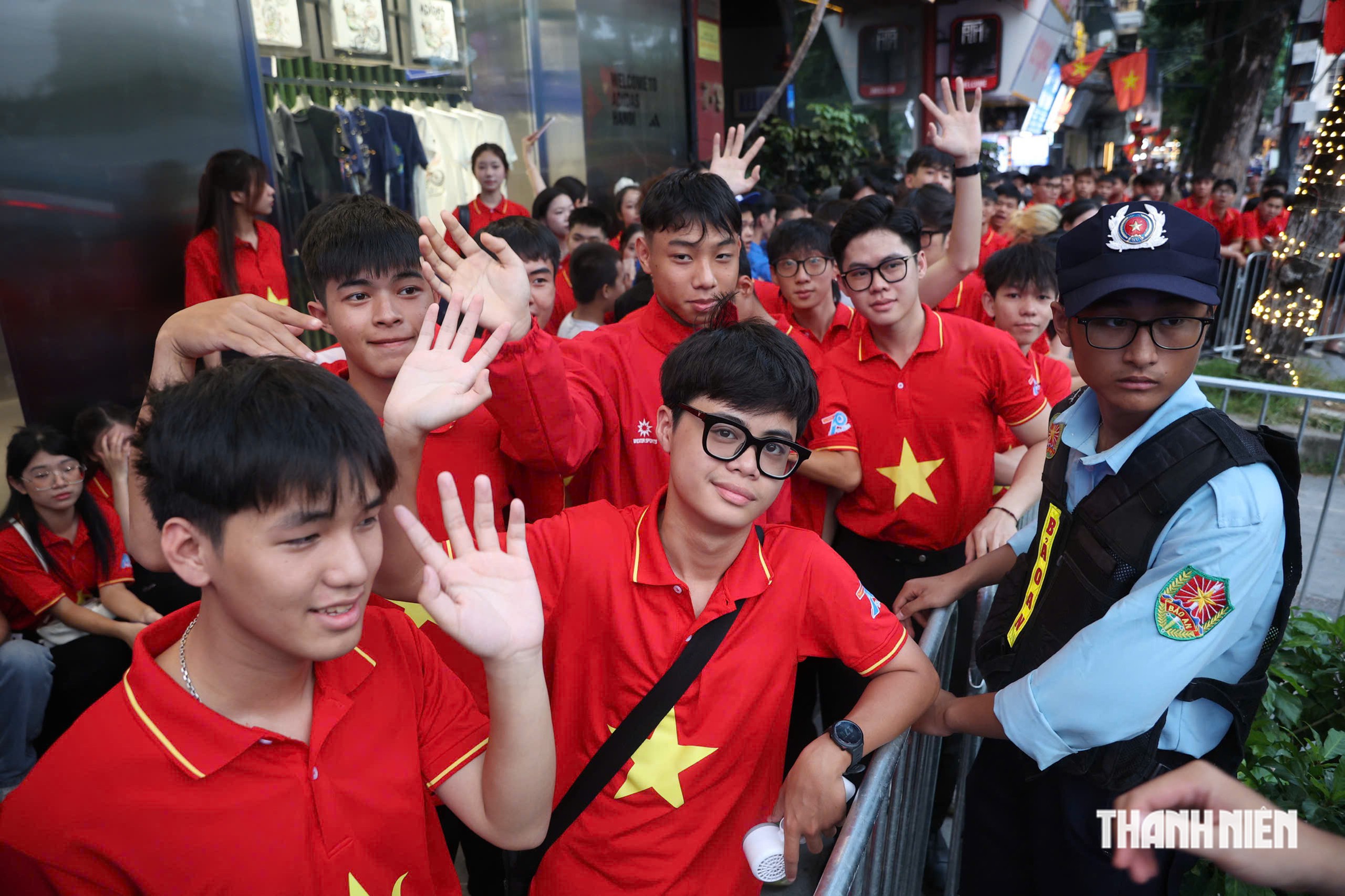 Đại nhạc hội kỷ niệm 70 năm Ngày truyền thống Hội LHTN VN sẵn sàng trước giờ diễn- Ảnh 8.