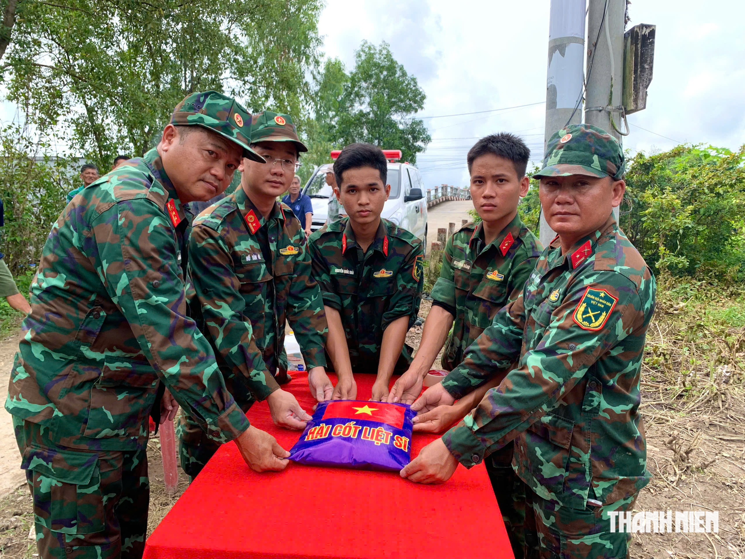 Tìm thấy 3 hài cốt liệt sĩ tại nghĩa trang tạm Cầu Chữ Y ở Cà Mau- Ảnh 3.