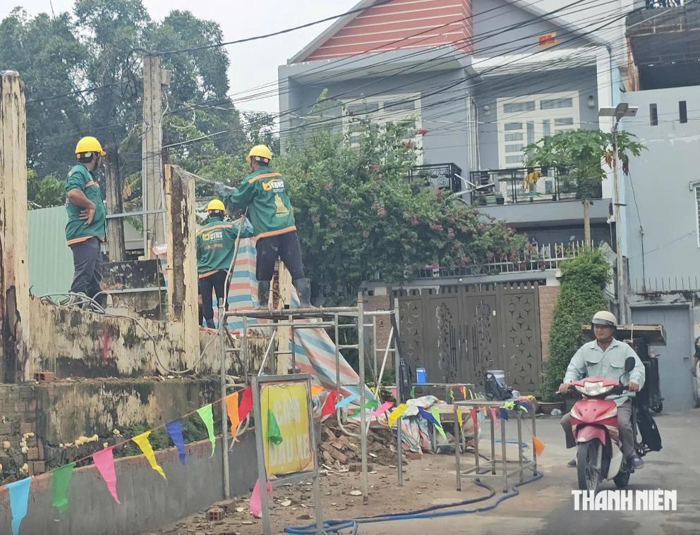 Vụ sập tường bao ở Đồng Nai: Chủ đầu tư cam kết hoàn thành ngày 27.10 - Ảnh 2.