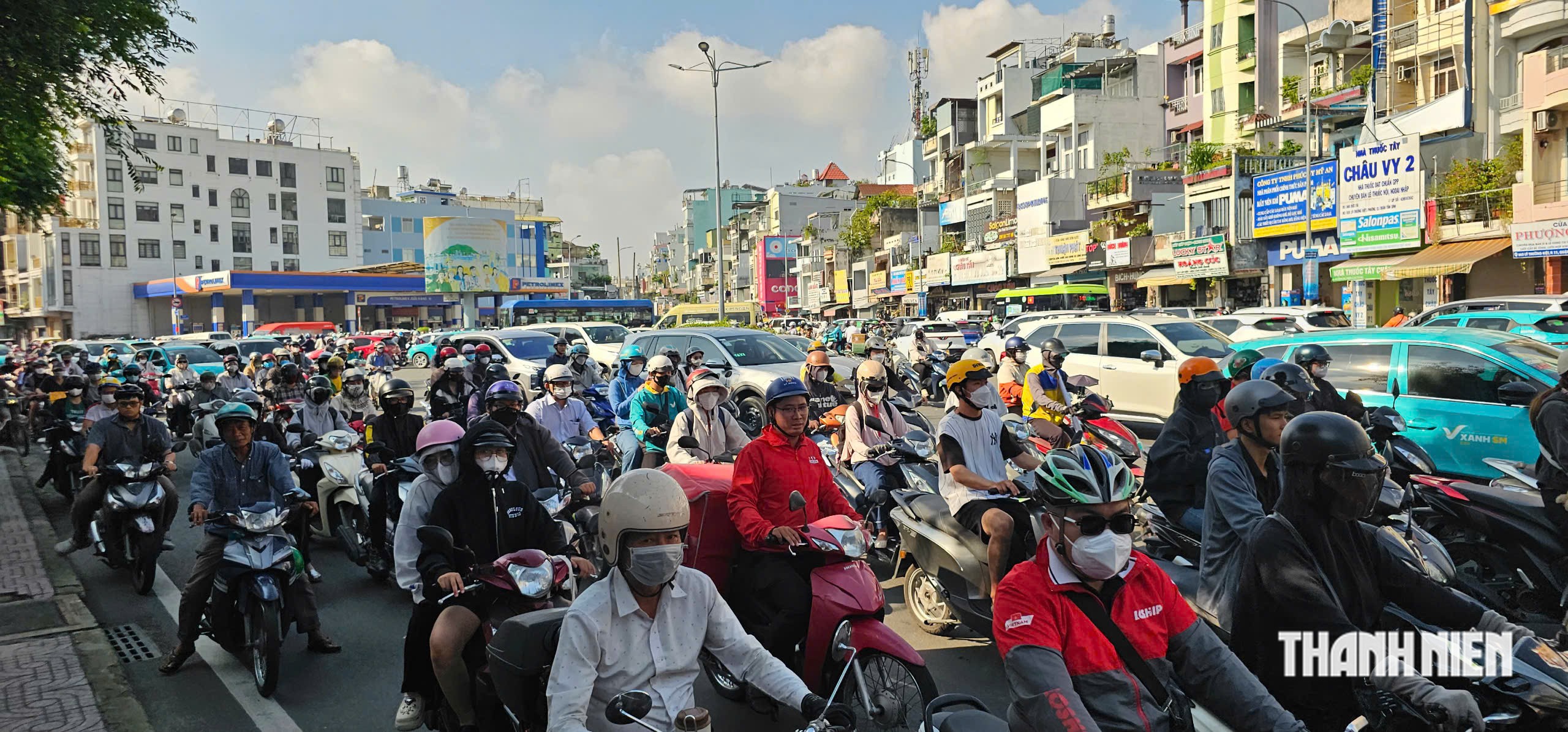 Đầu tuần sau đóng ngã tư Bảy Hiền: Giao thông dồn ứ, kẹt xe cục bộ - Ảnh 1.