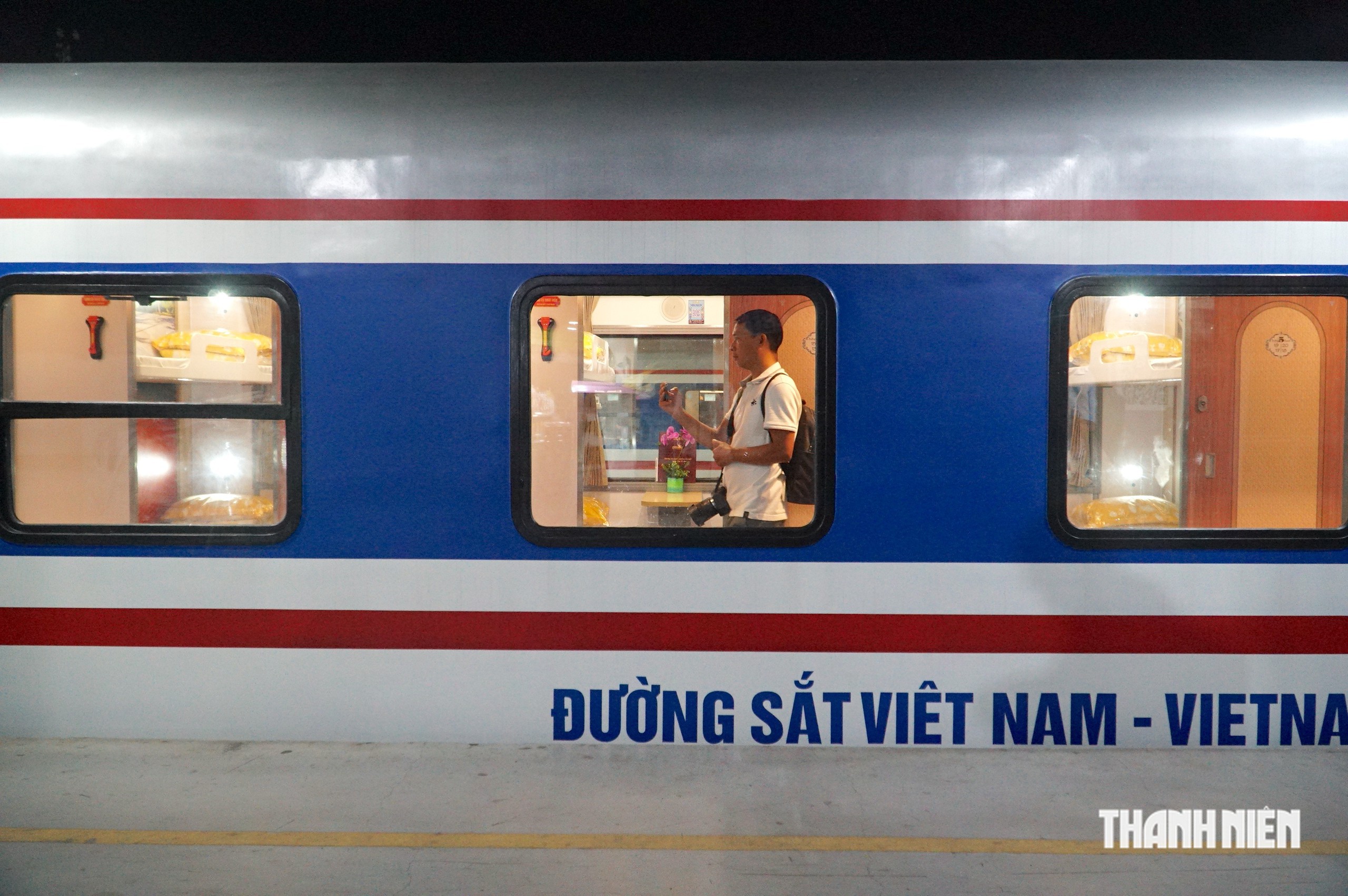 Đi tàu lửa Sài Gòn - Nha Trang, hành khách có thêm wifi và giường mới- Ảnh 2.
