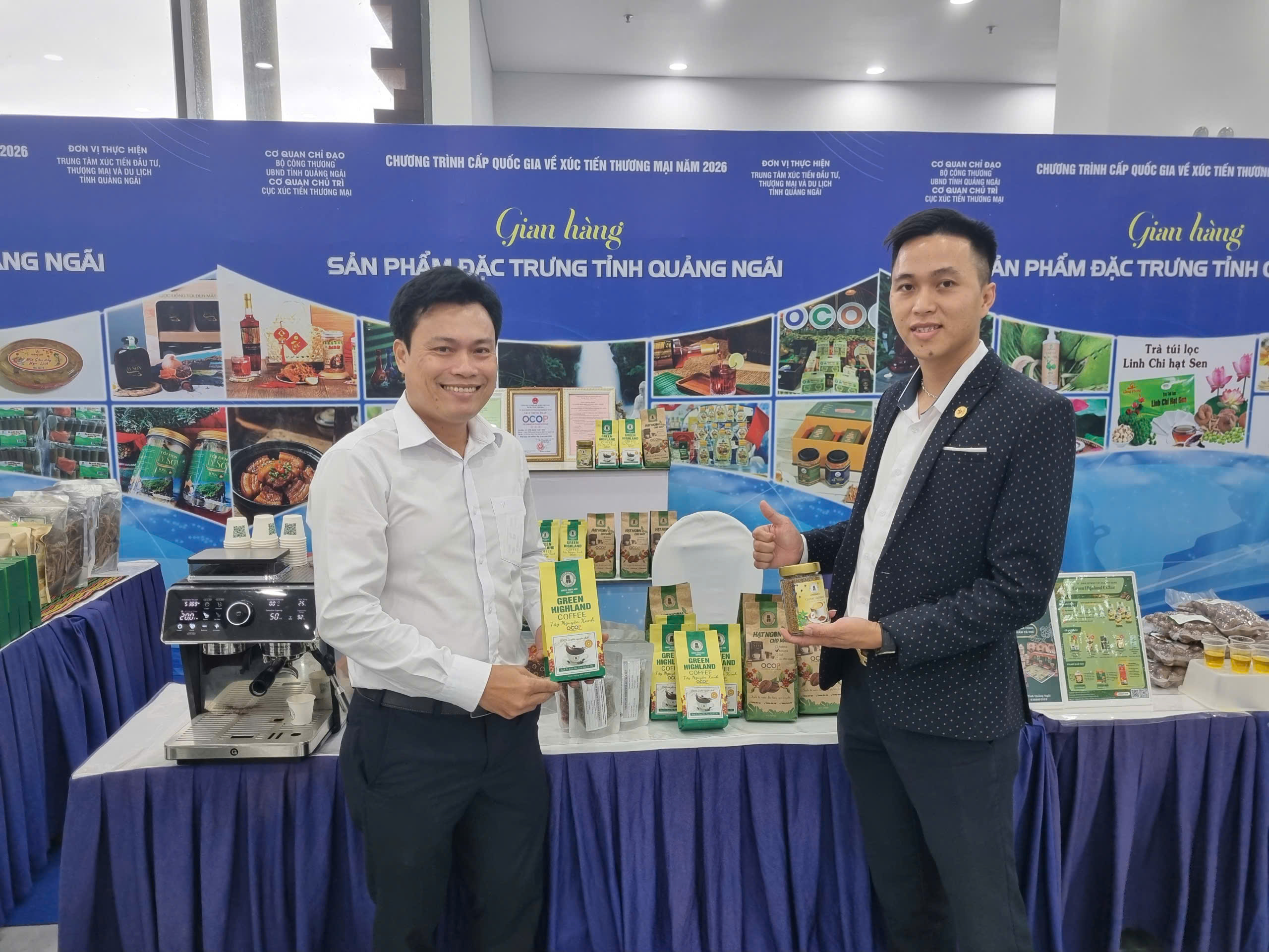 Thủ tướng đối thoại với thanh niên: Để ý tưởng thành mô hình kinh doanh bền vững - Ảnh 3.