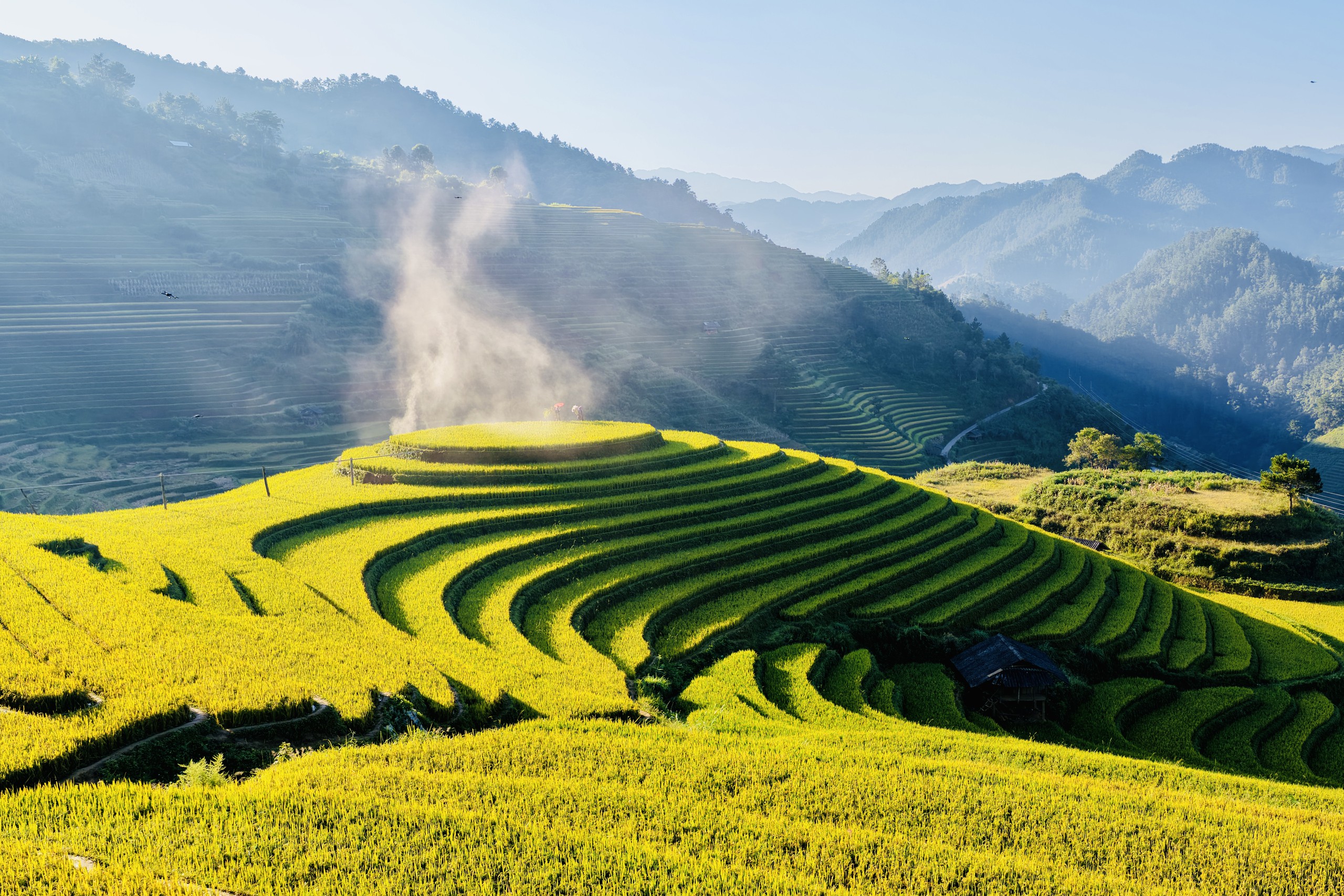 10 năm chụp ảnh ở đỉnh Mâm Xôi ở Mù Cang Chải - Ảnh 1.