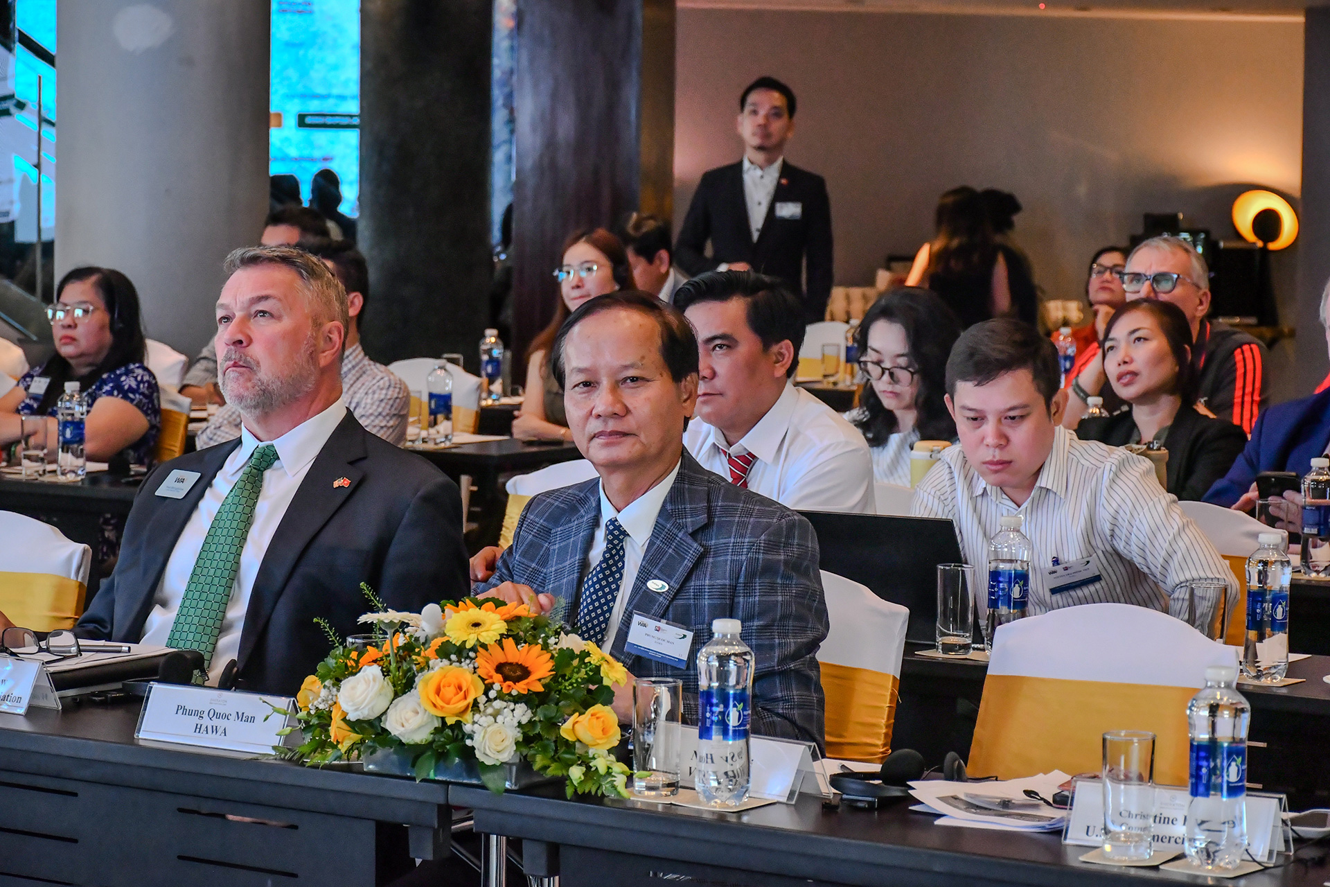 Doanh nhân Phùng Quốc Mẫn: Khát vọng tự cường và những trăn trở về ngành gỗ, nội thất Việt Nam - Ảnh 7.