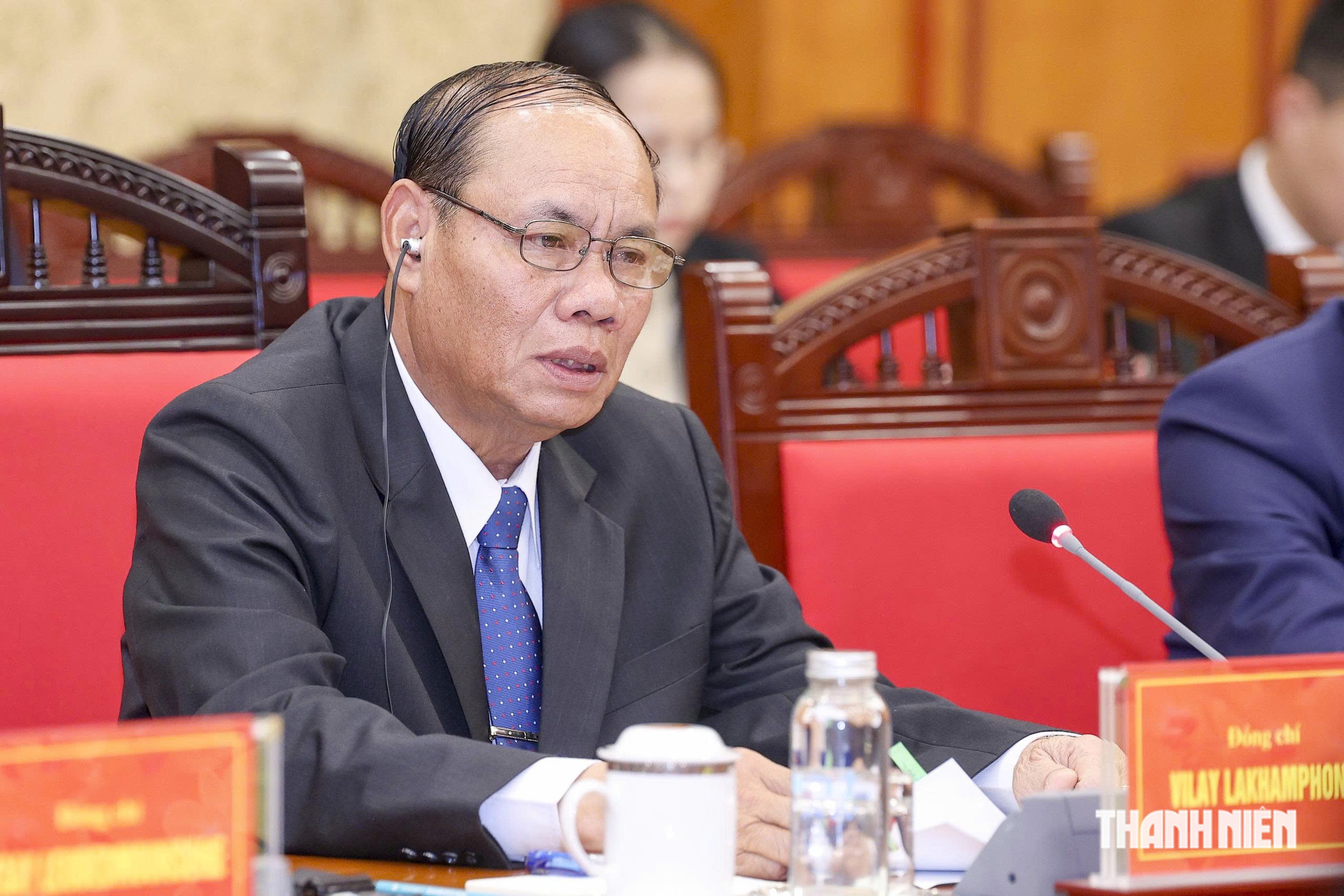 Thường trực Ban Bí thư Trần Cẩm Tú hội đàm với Thường trực Ban Bí thư Lào - Ảnh 5.