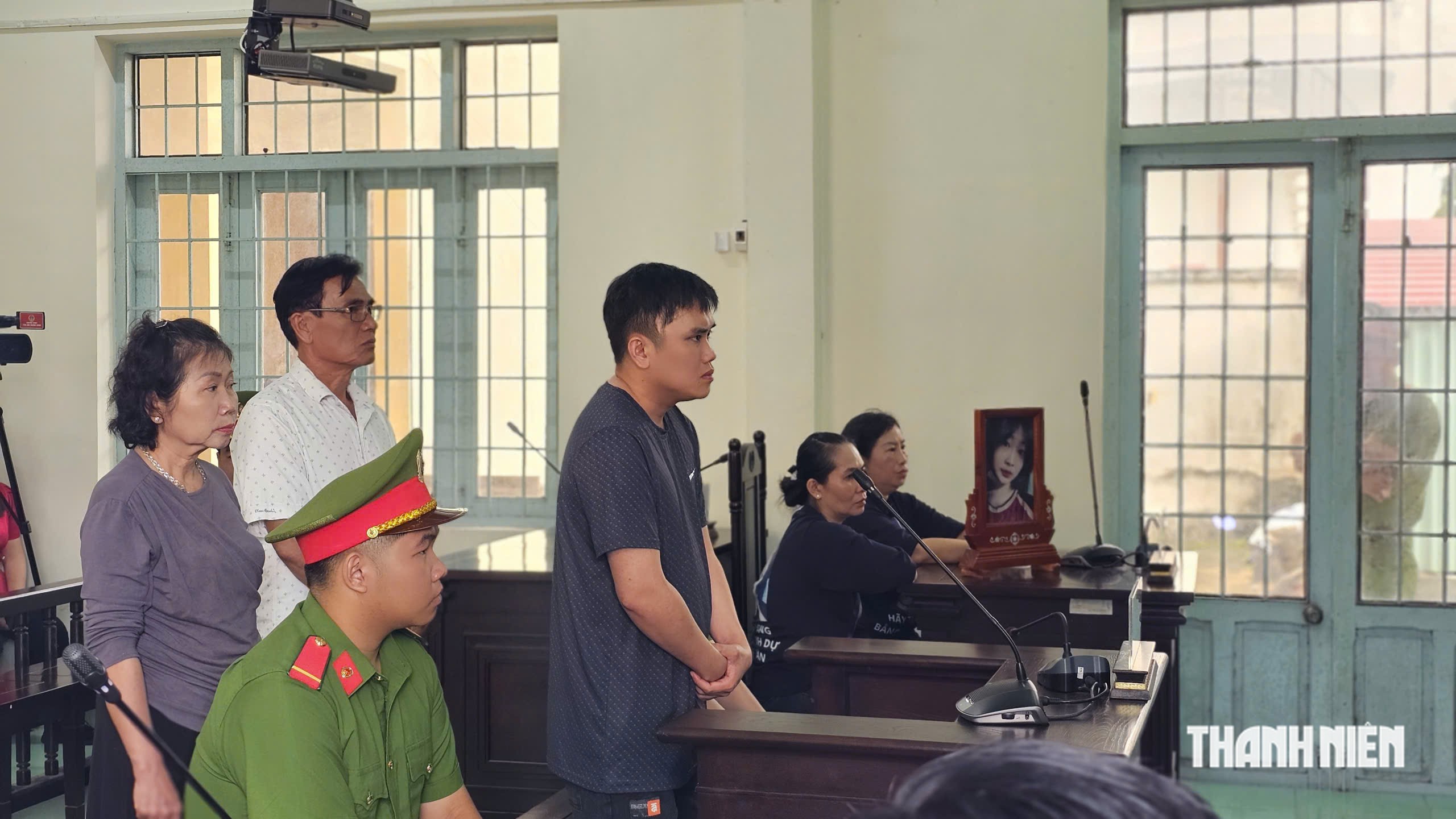 Toàn cảnh phiên tòa xét xử tài xế trong vụ án ‘nữ sinh Vĩnh Long’- Ảnh 1.