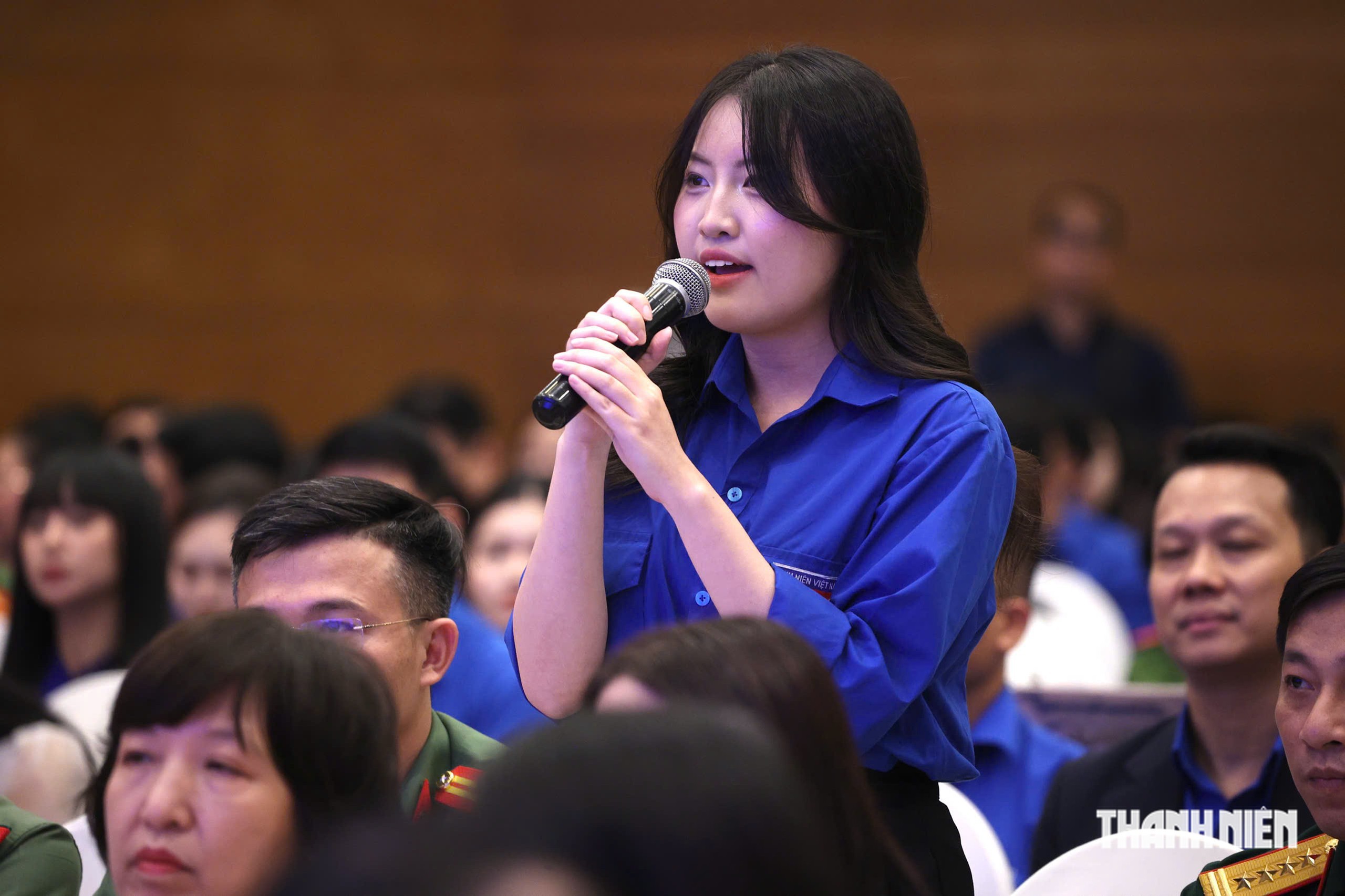 Bộ trưởng Bộ GD-ĐT trả lời câu hỏi: Học gì trong kỷ nguyên AI? - Ảnh 2.