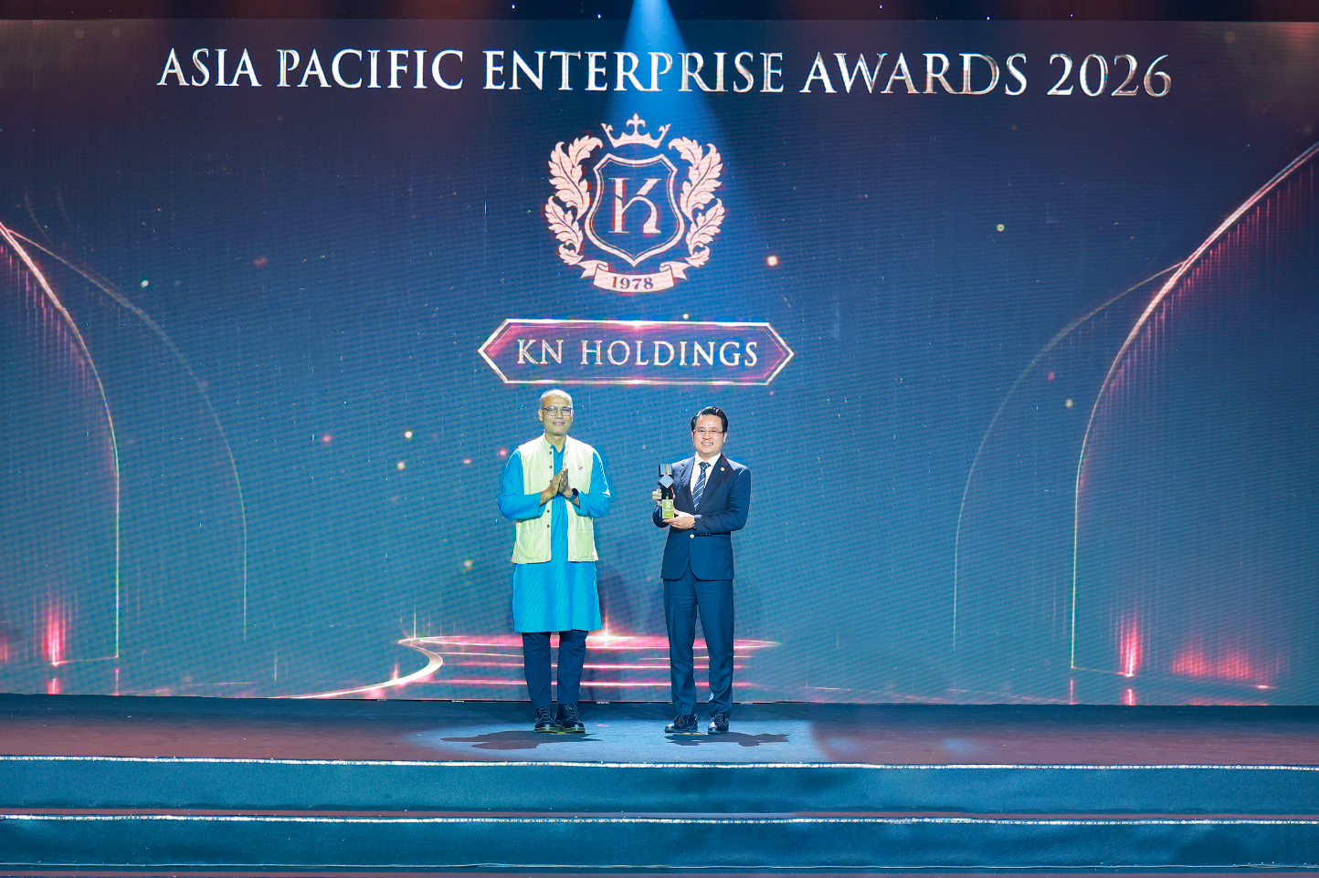 KN Holdings được vinh danh Doanh nghiệp xuất sắc châu Á APEA 2026 - Ảnh 1.