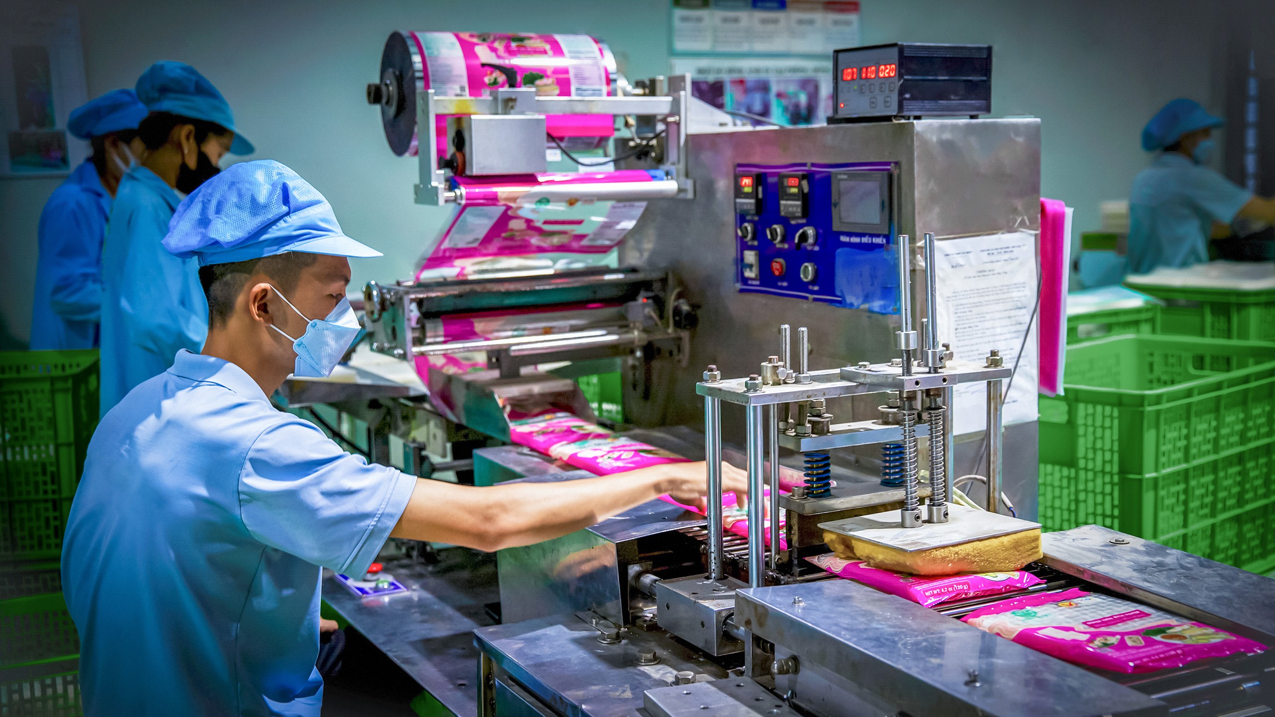 Bánh tráng Tân Nhiên được công nhận Thương hiệu Quốc gia Việt Nam - Ảnh 2.