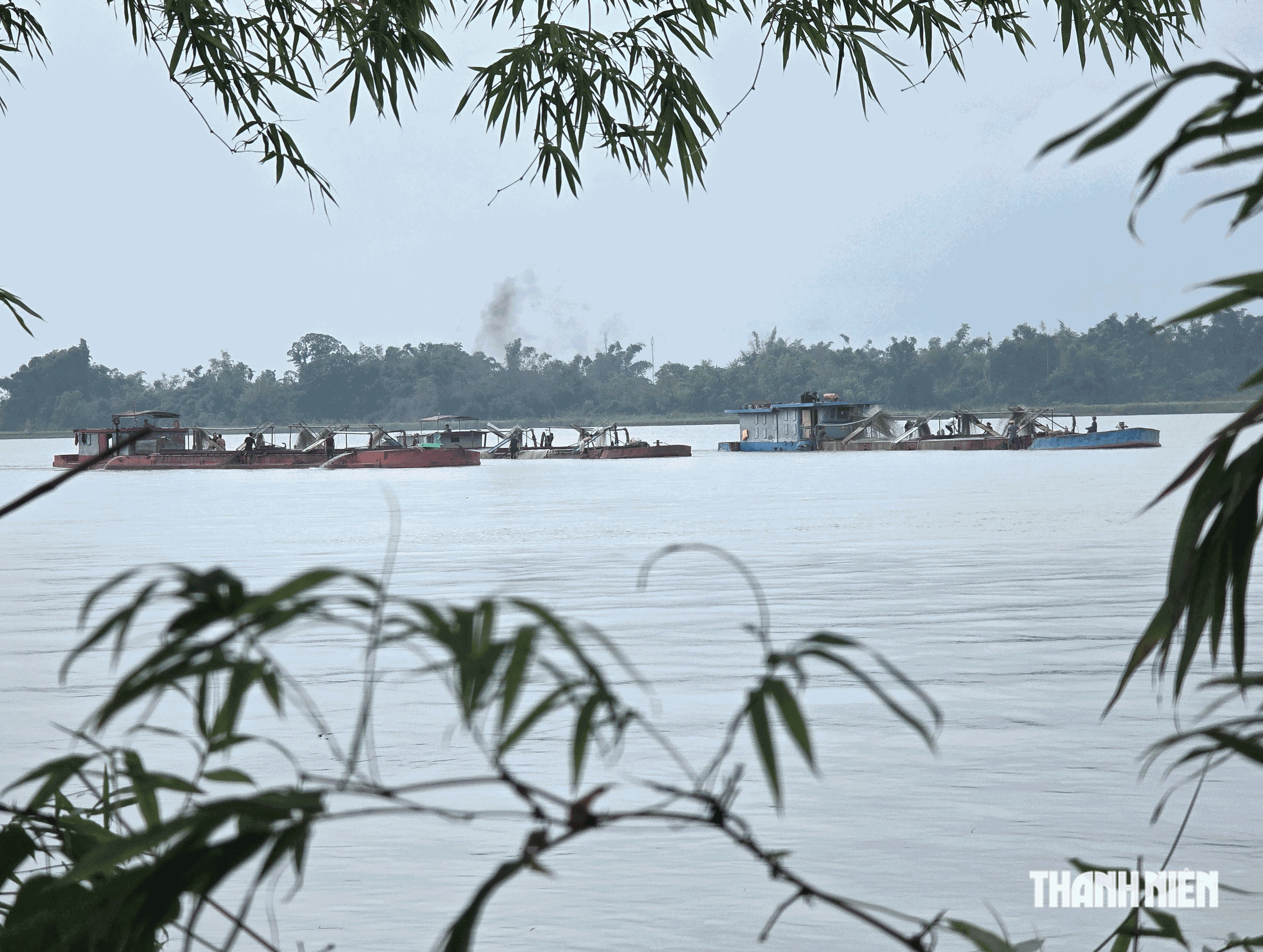 Tàu hút cát trái phép hoành hành trên sông Lam- Ảnh 5.