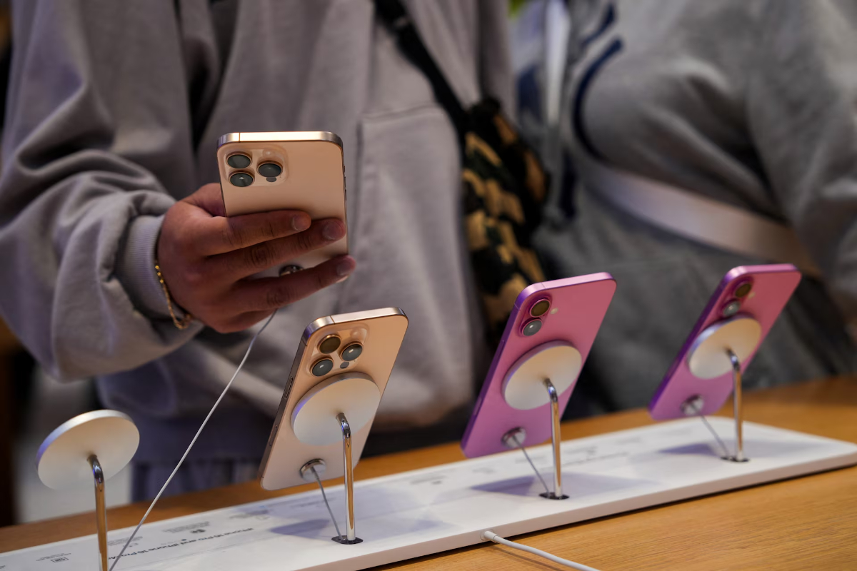Điều người dùng mong đợi khi giá smartphone ngày càng đắt đỏ Điều người dùng mong đợi nhất khi giá smartphone ngày càng đắt đỏ - Ảnh 1.