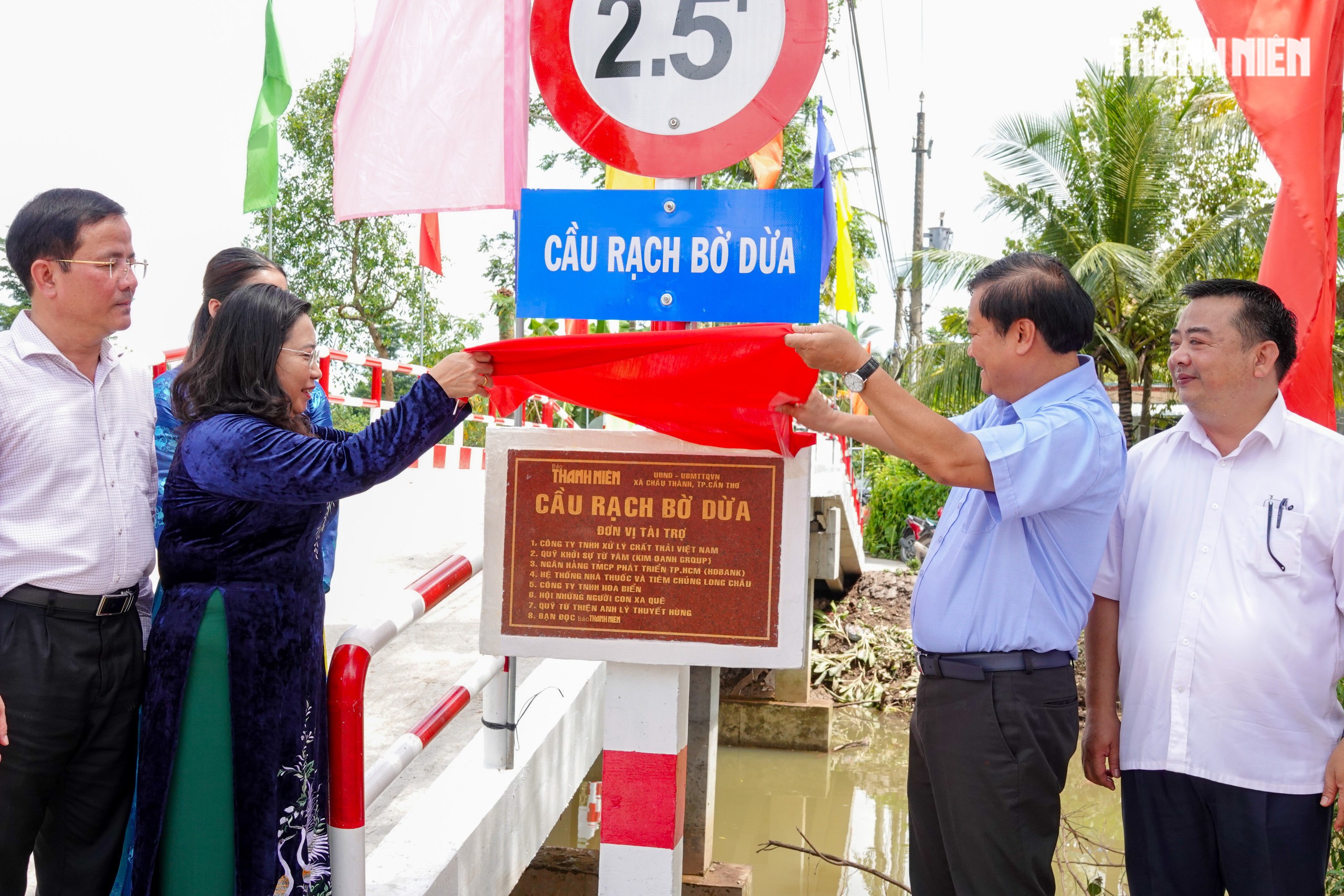 Báo Thanh Niên khánh thành cầu Rạch Bờ Dừa: Ngày vui của xóm nhỏ ở Cần Thơ- Ảnh 2.