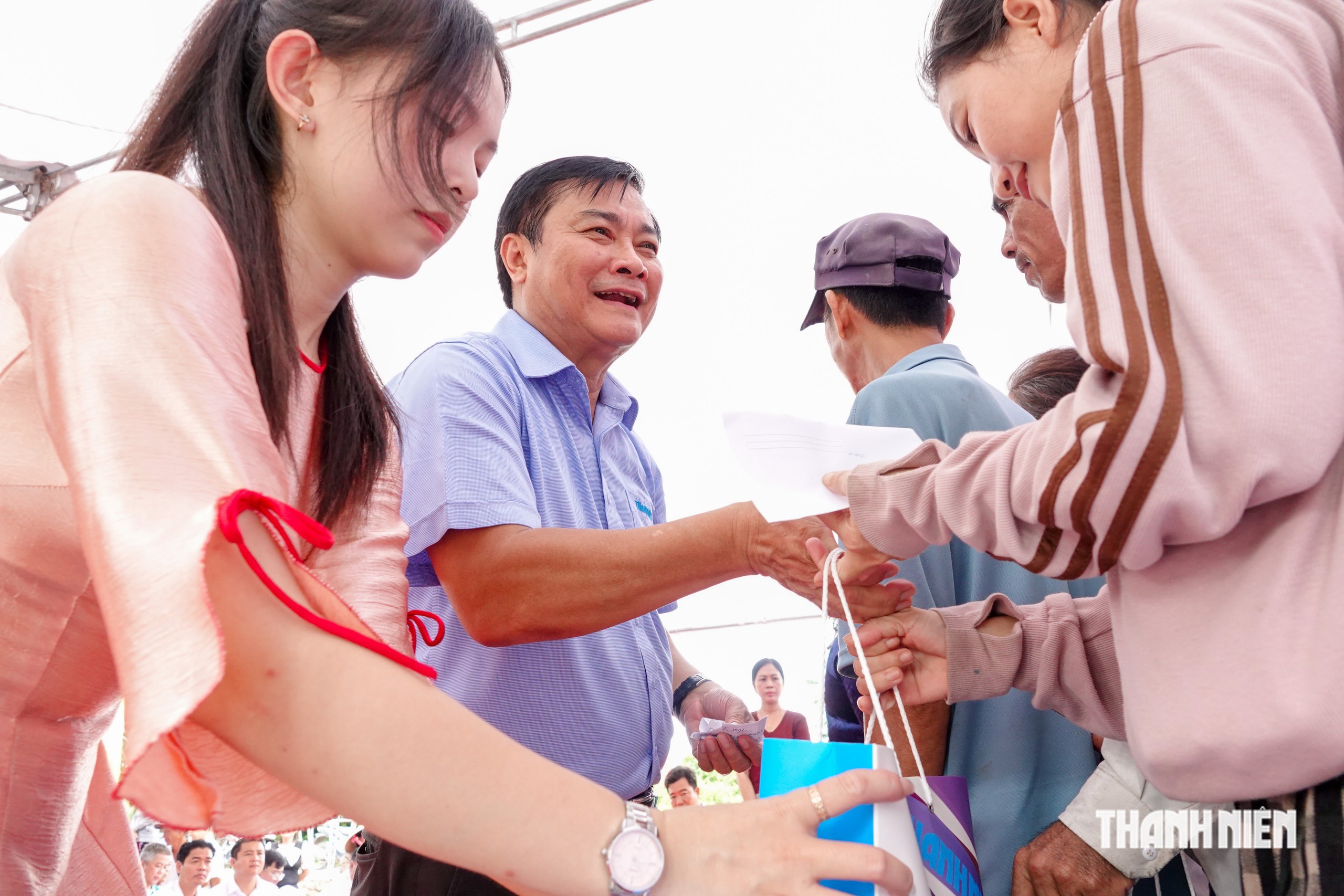 Báo Thanh Niên khánh thành cầu Rạch Bờ Dừa: Ngày vui của xóm nhỏ ở Cần Thơ- Ảnh 9.