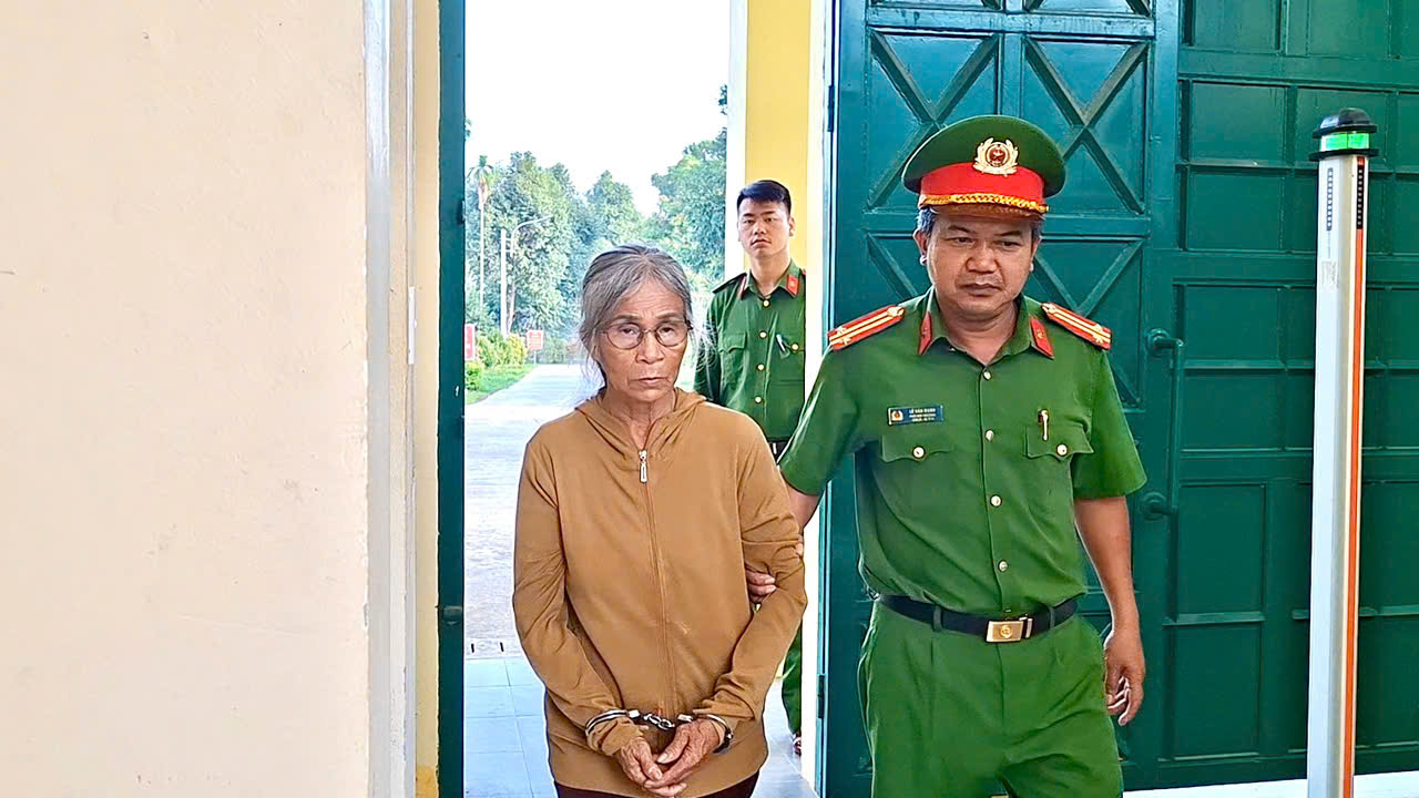 Sát hại bạn thân cướp vàng rồi vượt ngục, lẩn trốn 43 năm dưới tên giả- Ảnh 1.