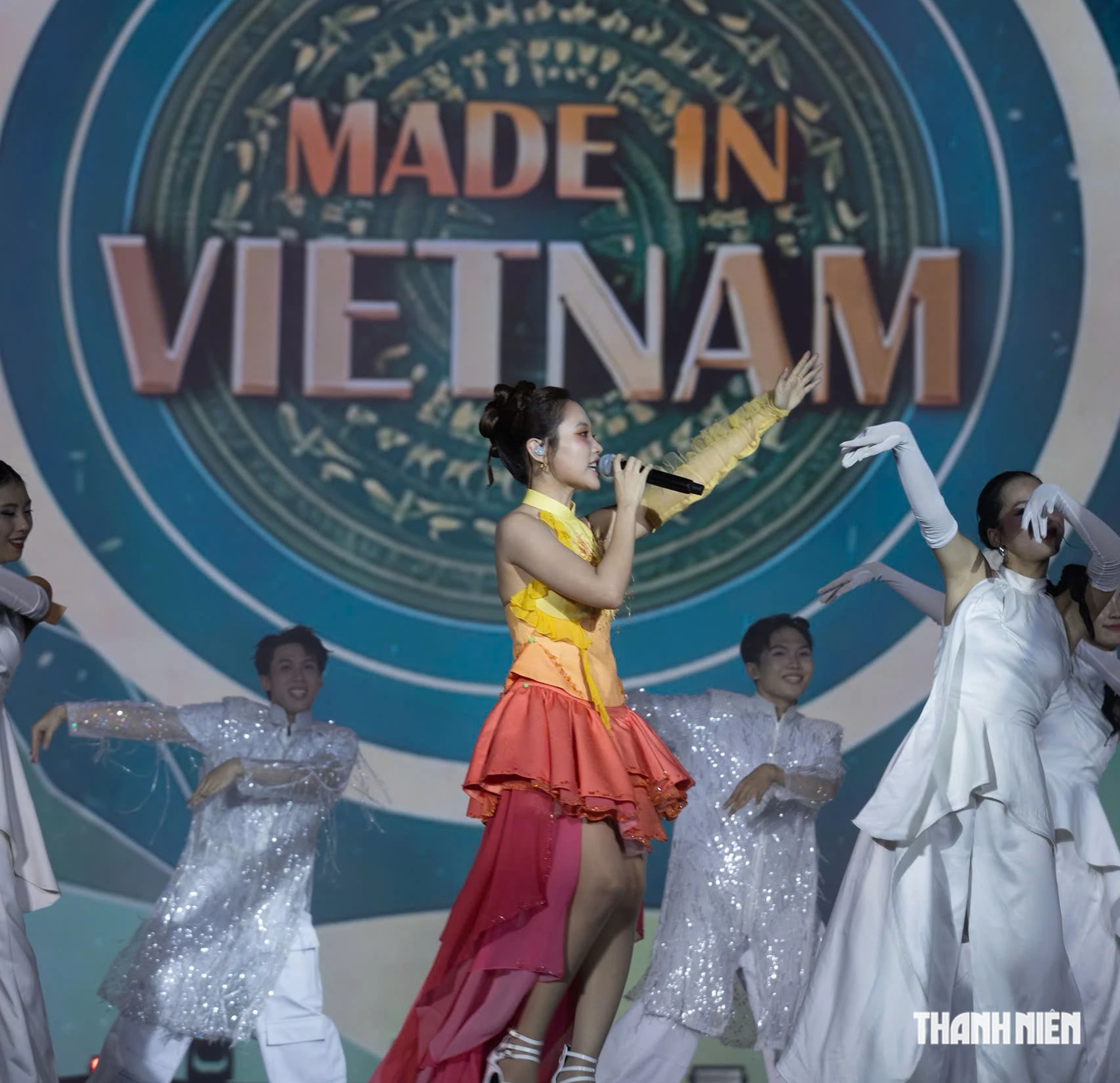 Phố đi bộ Nguyễn Huệ bùng nổ với Youth Concert - Nhạc hội Thanh niên - Ảnh 8.