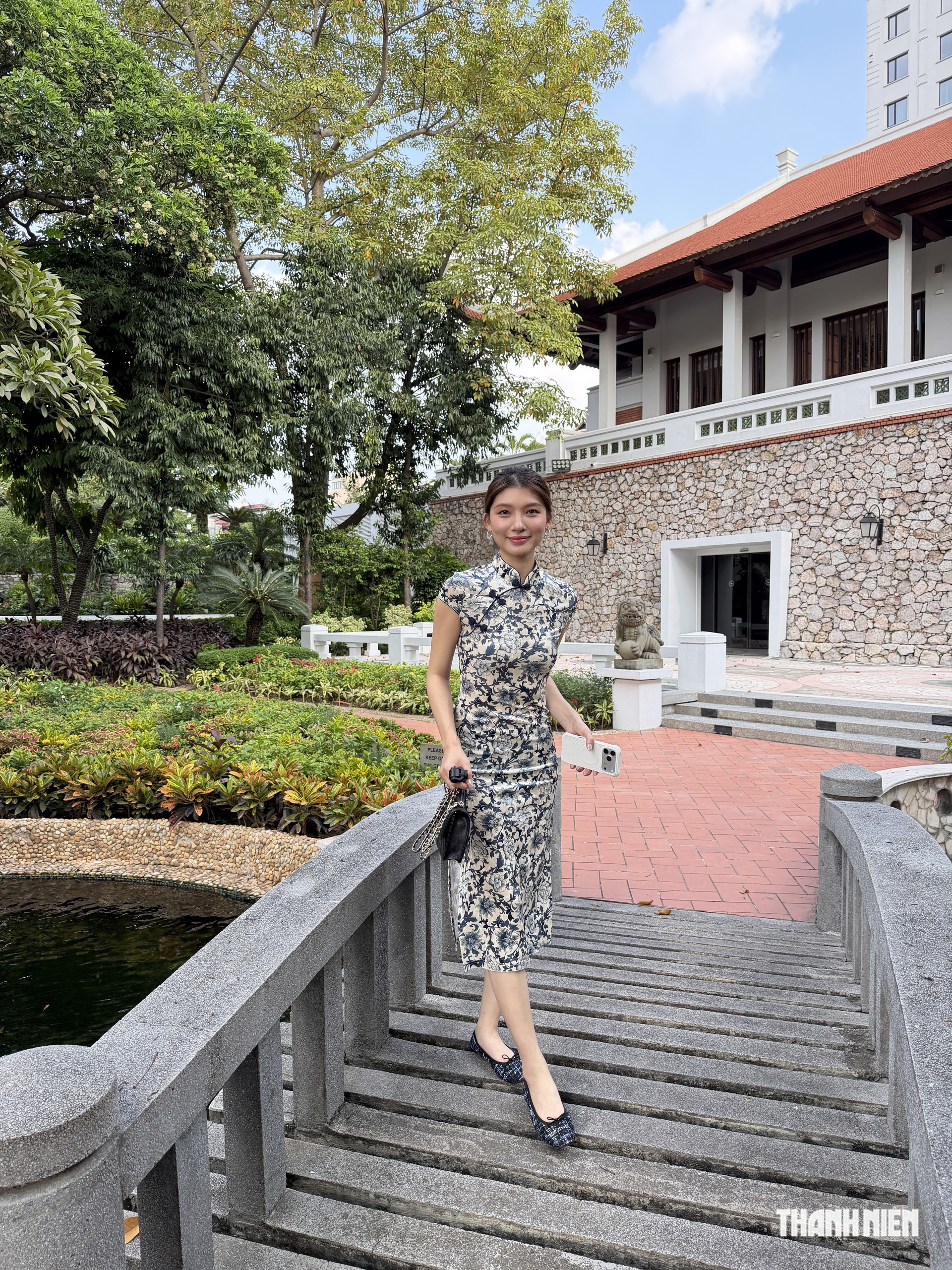 Khách Trung Quốc mê đắm thu Hà Nội, làng lụa Vạn Phúc- Ảnh 4.