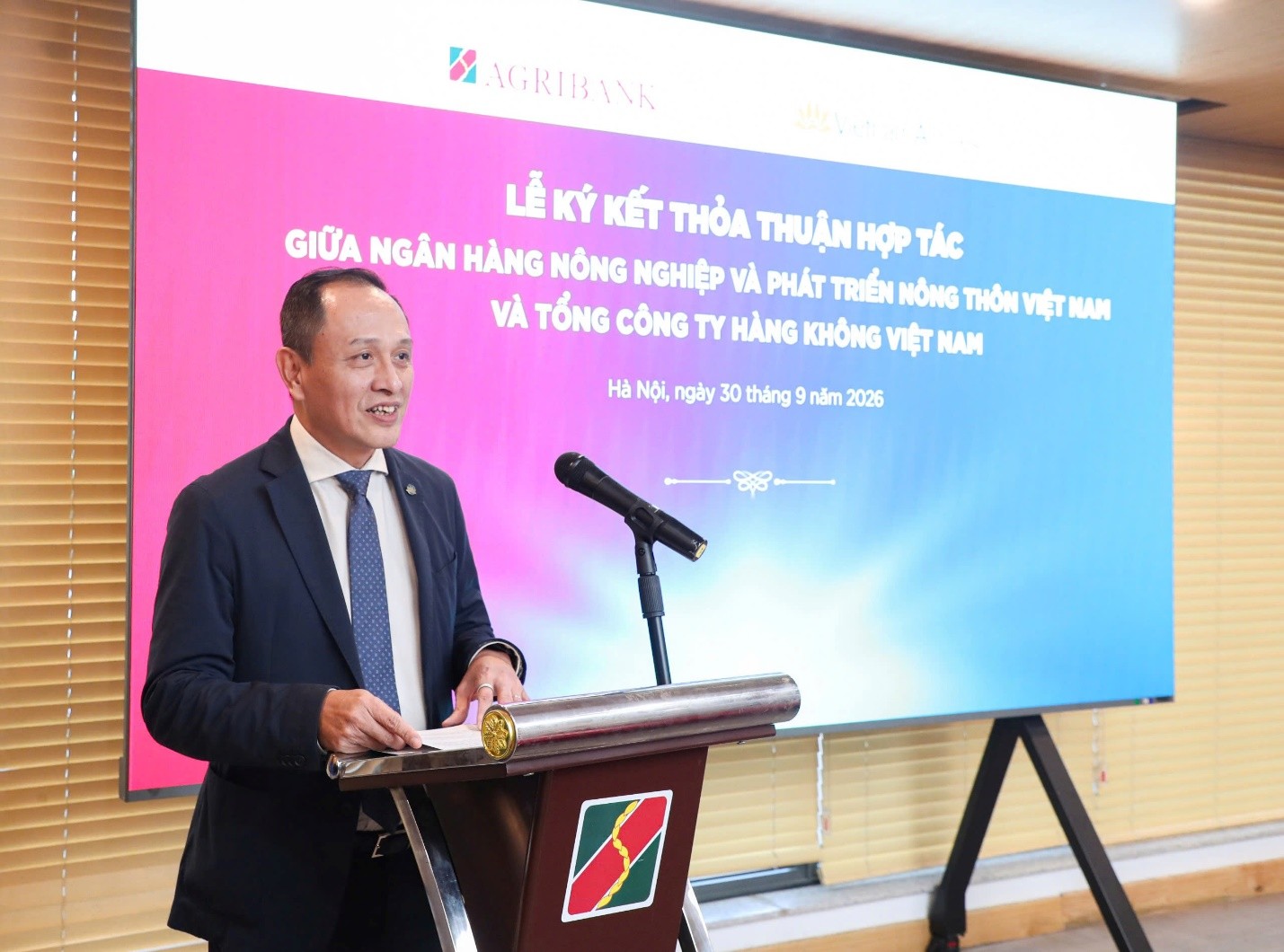 Agribank và Vietnam Airlines kết nối hệ sinh thái hàng không - tài chính ngân hàng - Ảnh 2.
