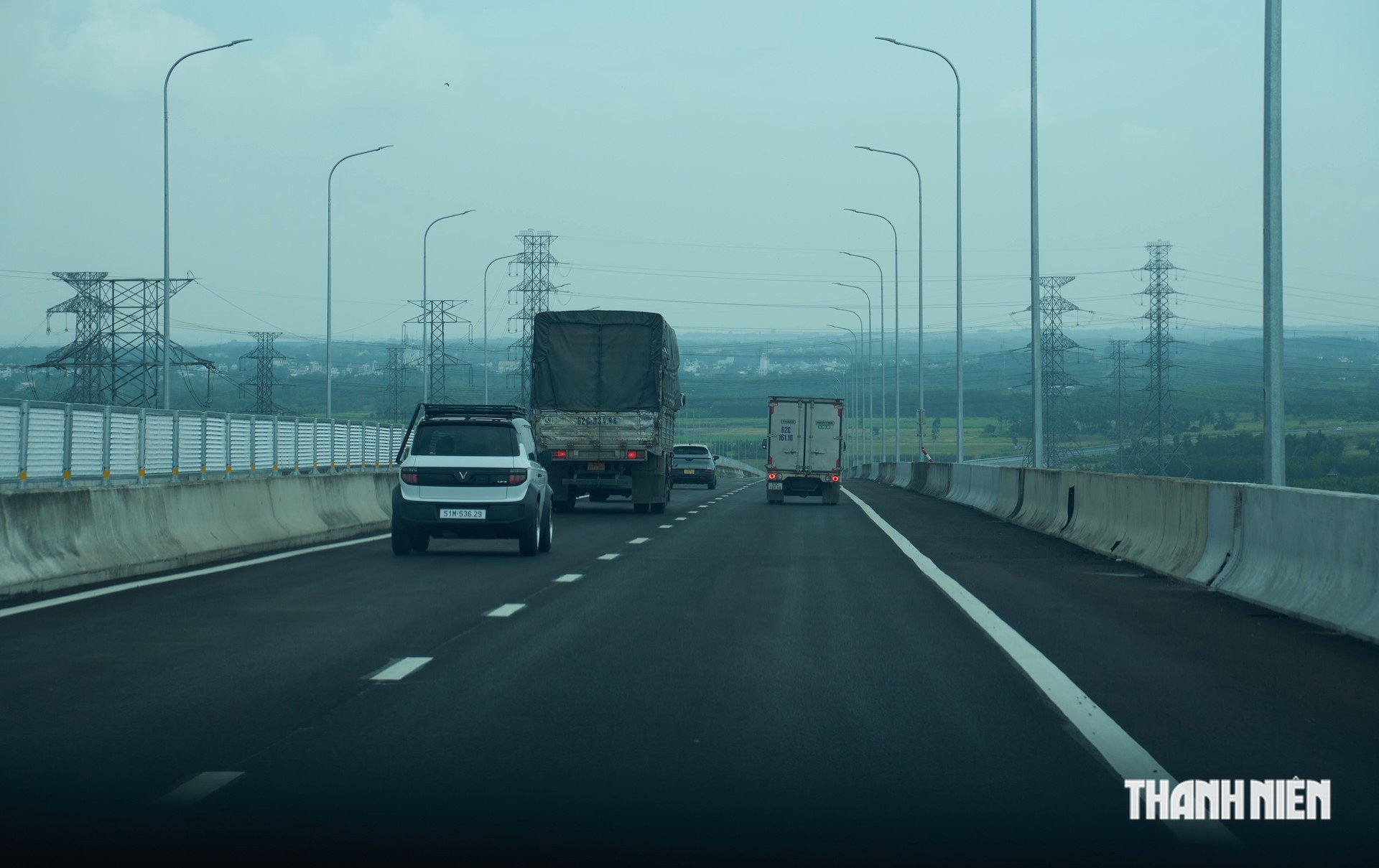 Lần đầu chạy cao tốc Bến Lức - Long Thành, tài xế cần lưu ý gì?- Ảnh 3.