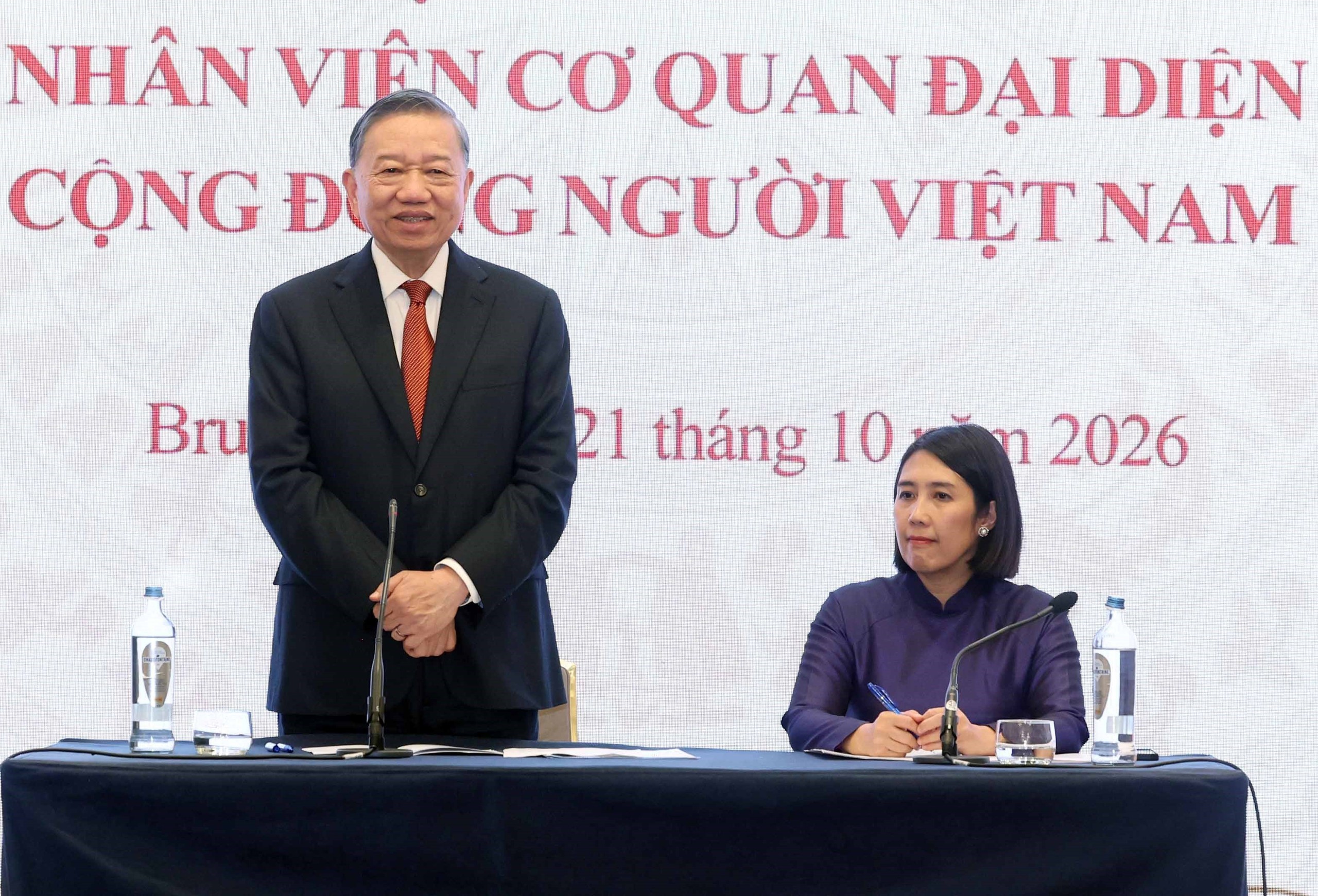 Tổng Bí thư, Chủ tịch nước Tô Lâm gặp gỡ cộng đồng người Việt tại Bỉ- Ảnh 1.
