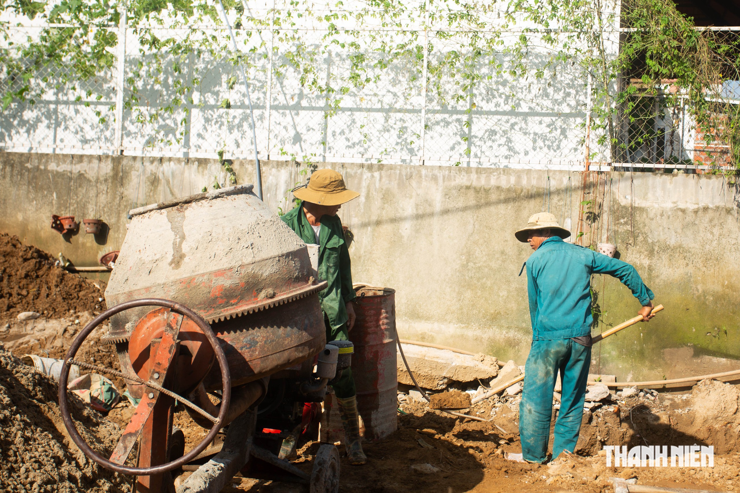 Quảng Trị cấp tốc giải ph&oacute;ng mặt bằng đường 2 đầu cầu d&acirc;y văng s&ocirc;ng Hiếu- Ảnh 5.
