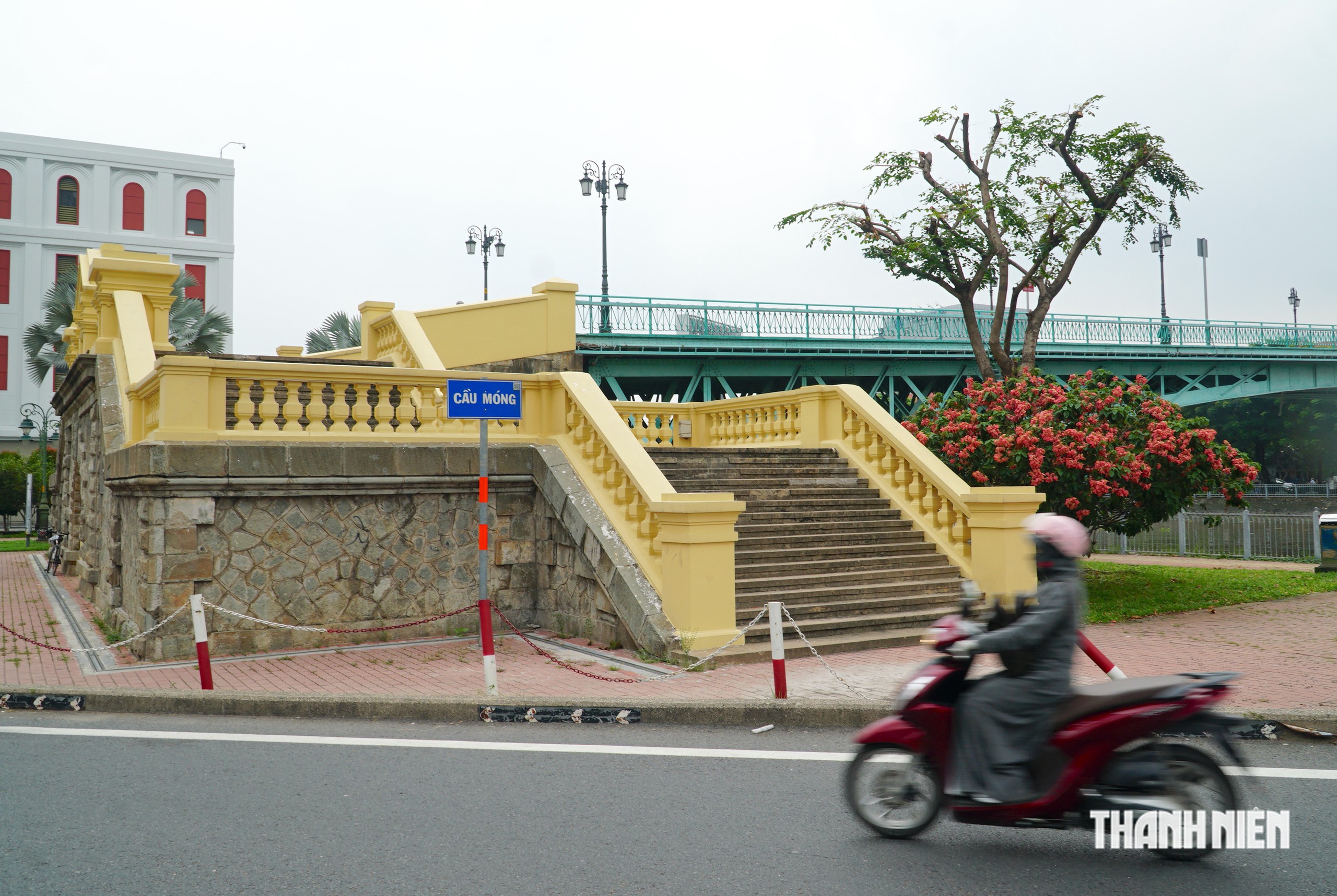 Cầu ng&agrave;n tỉ vừa xuất hiện, trung t&acirc;m TP.HCM c&oacute; cầu đi bộ hơn một thế kỷ - Ảnh 8.