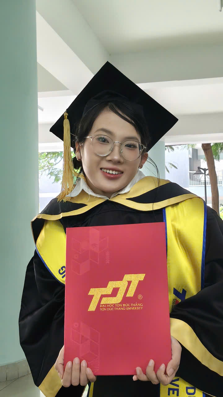 Nữ sinh tốt nghiệp xuất sắc với GPA 9,04 c&ugrave;ng lời hứa &ldquo;Mẹ đợi con nh&eacute;&hellip;&rdquo; - Ảnh 2.