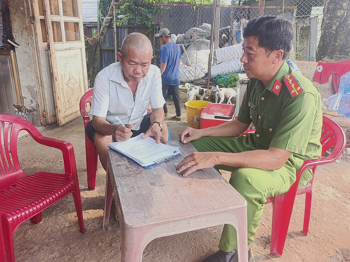 Công an Cần Thơ khuyến cáo về thu mua phế liệu để tránh bị phạt tù- Ảnh 1.