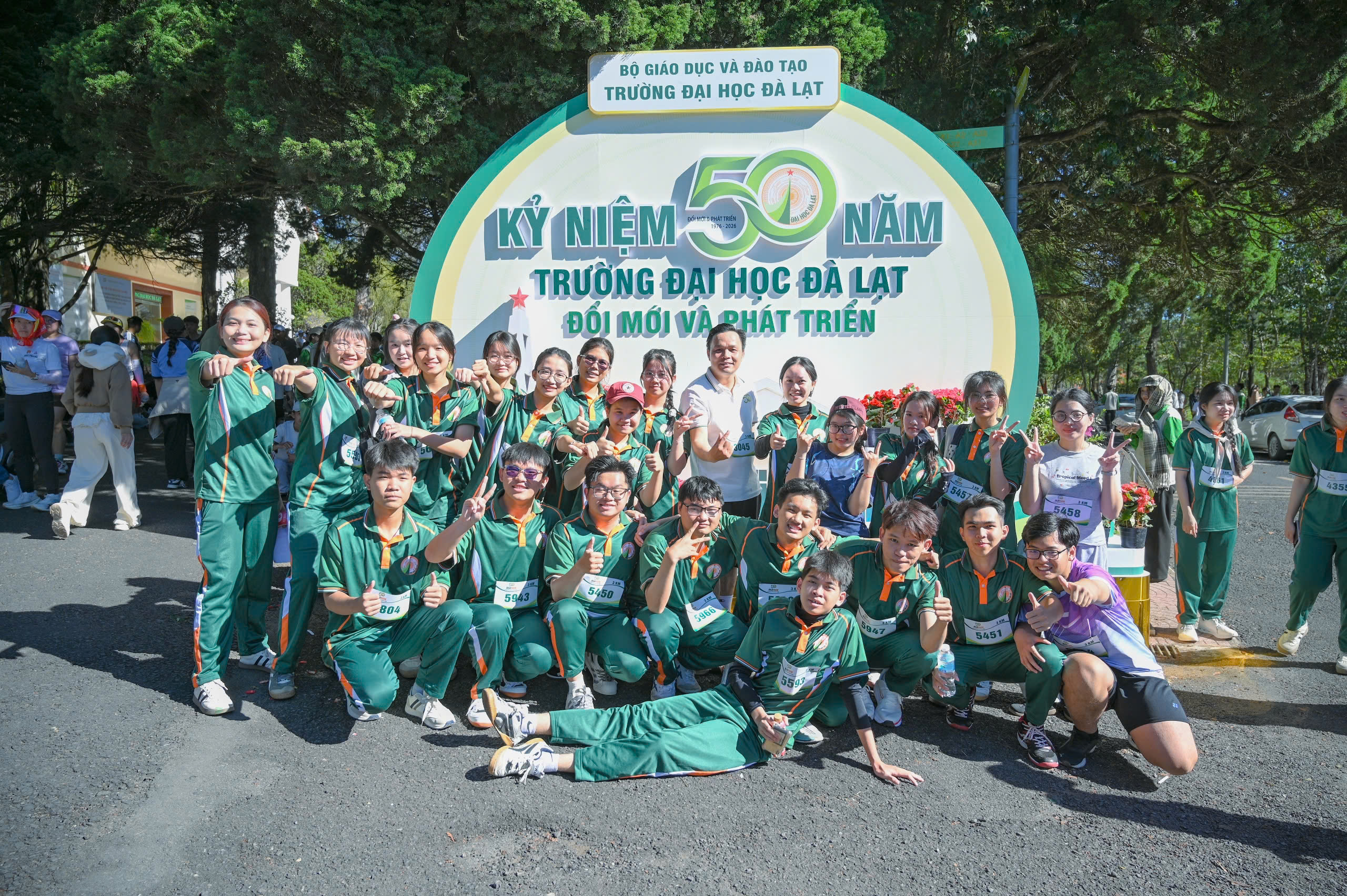 Gallery - Trường ĐH Đà Lạt kỷ niệm 50 năm, thu hút 5.000 người tham gia giải chạy - image 4