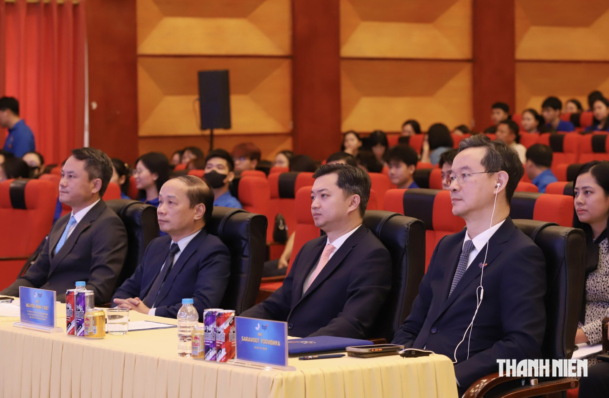 Người trẻ chia sẻ câu chuyện cá nhân truyền cảm hứng trong cộng đồng - Ảnh 1.