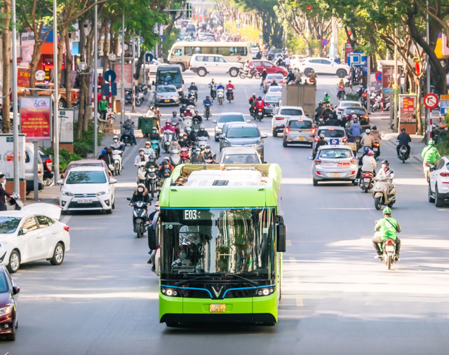 Sau ô tô cá nhân, đến lượt xe buýt điện dần phủ sóng toàn cầu- Ảnh 2.