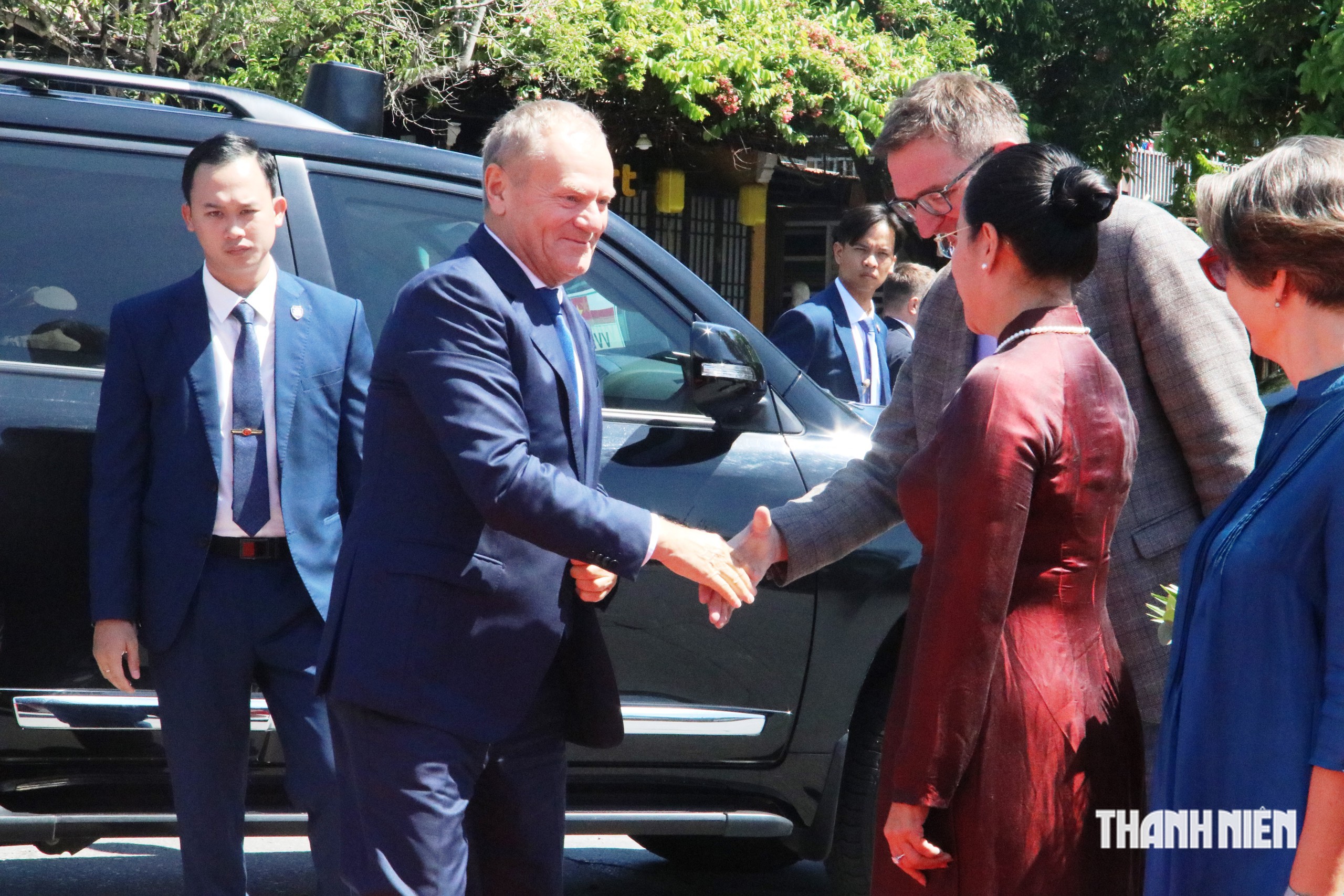 Thủ tướng Ba Lan Donald Tusk tham quan phố cổ Hội An, nghe hát bài chòi- Ảnh 4.