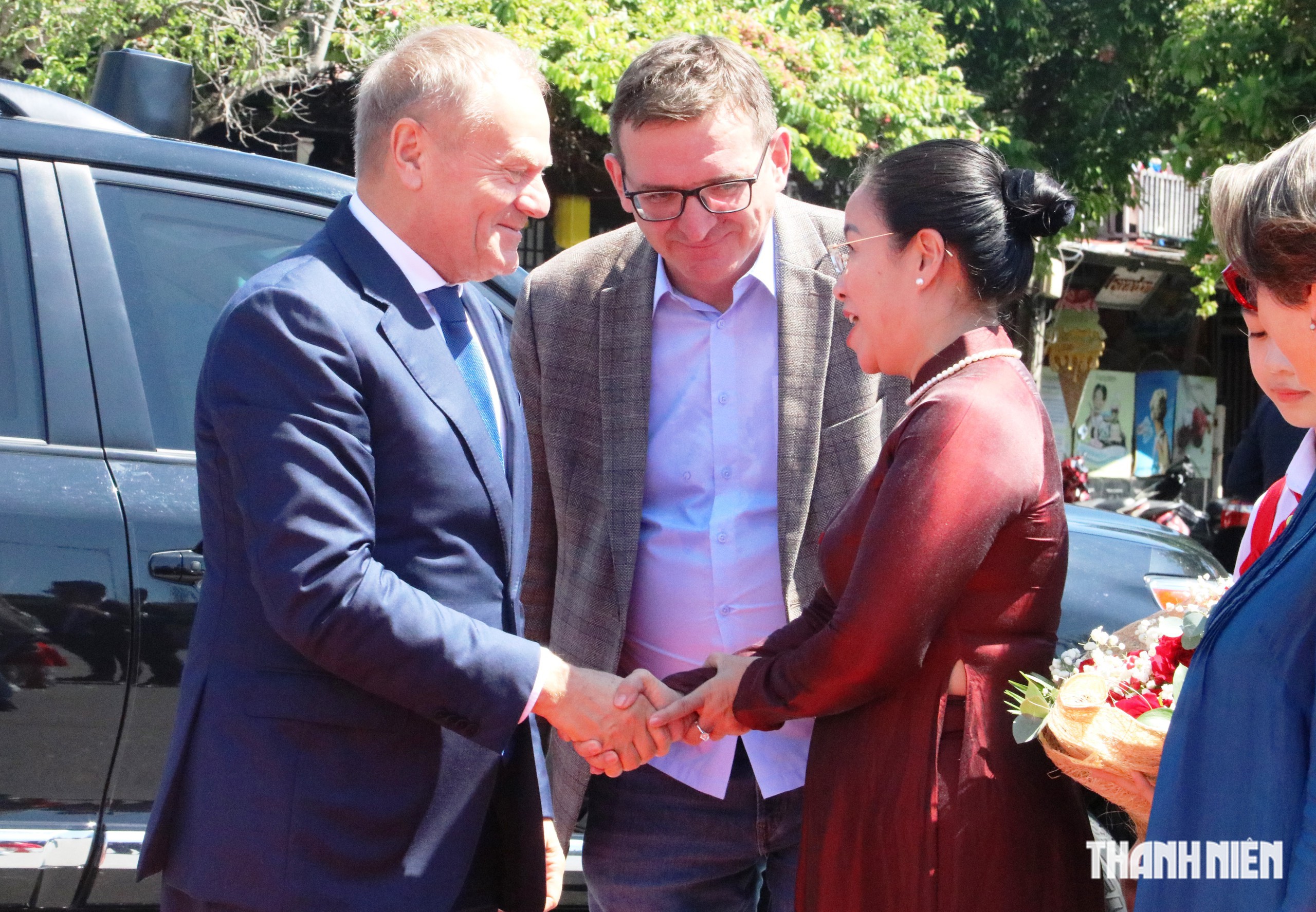 Thủ tướng Ba Lan Donald Tusk tham quan phố cổ Hội An, nghe hát bài chòi- Ảnh 11.