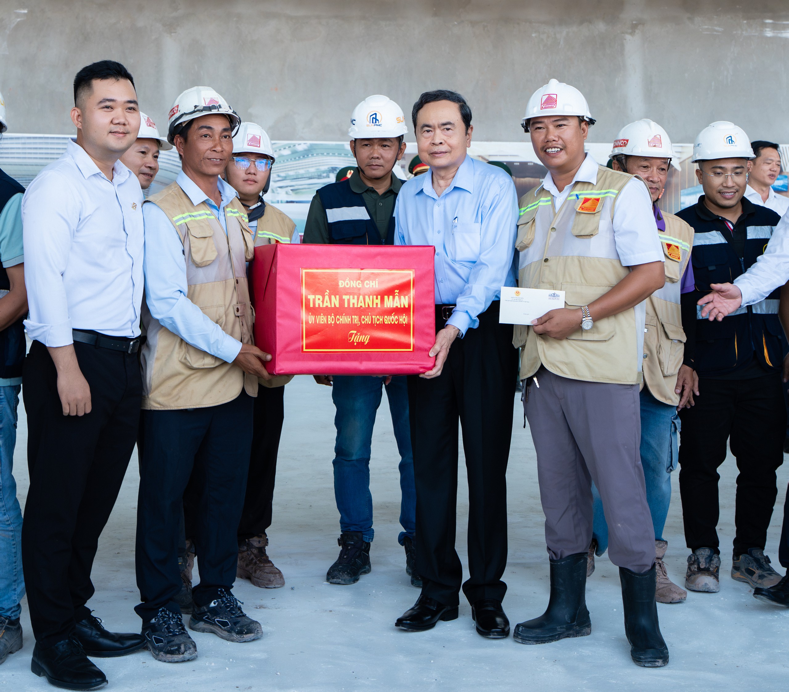 Chủ tịch Quốc hội yêu cầu hỗ trợ nhà đầu tư đưa công trình APEC về đích trước 30.6.2027- Ảnh 4.